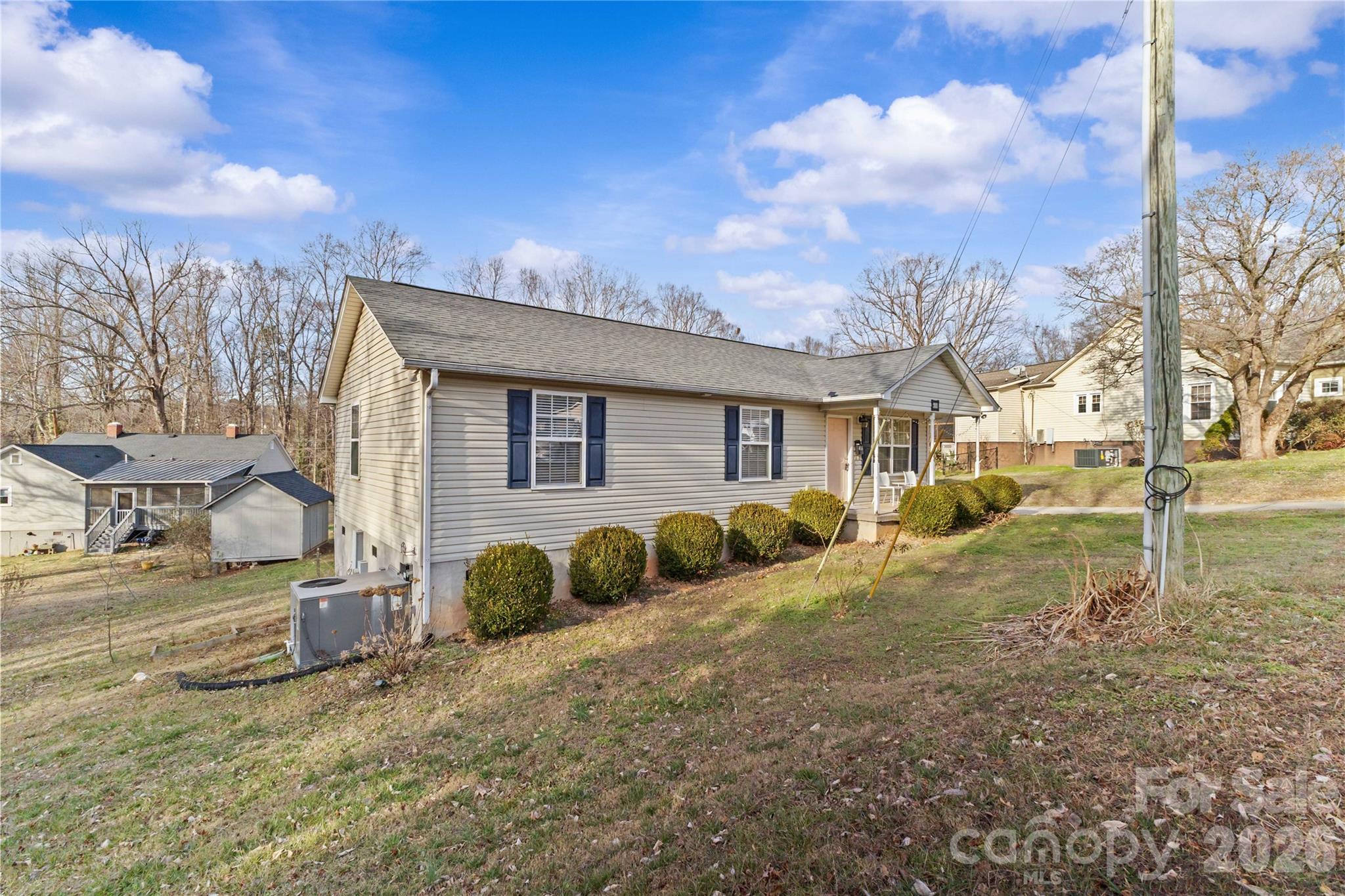 406 Calhoun Street Property Photo 4
