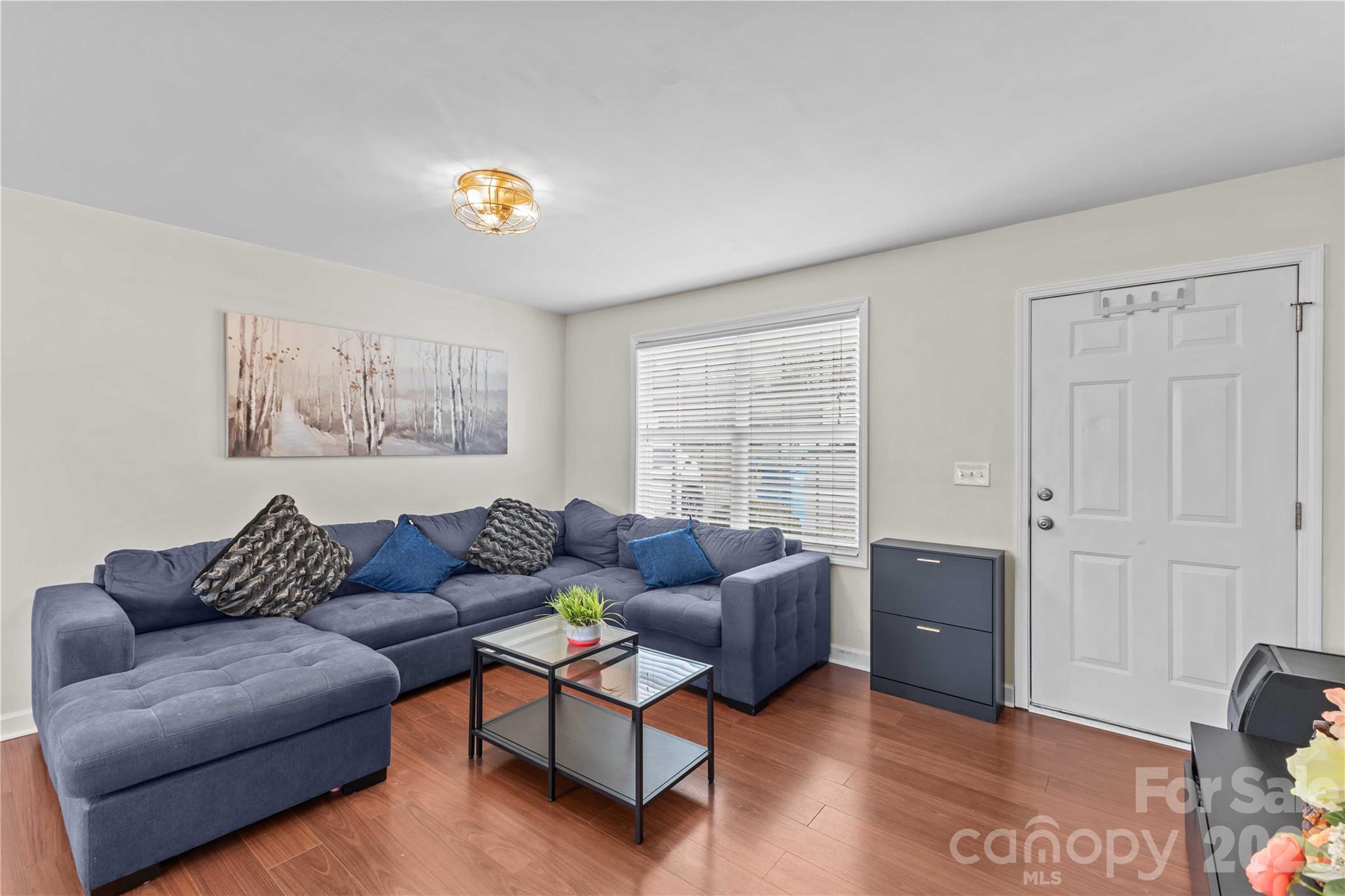 406 Calhoun Street Property Photo 6