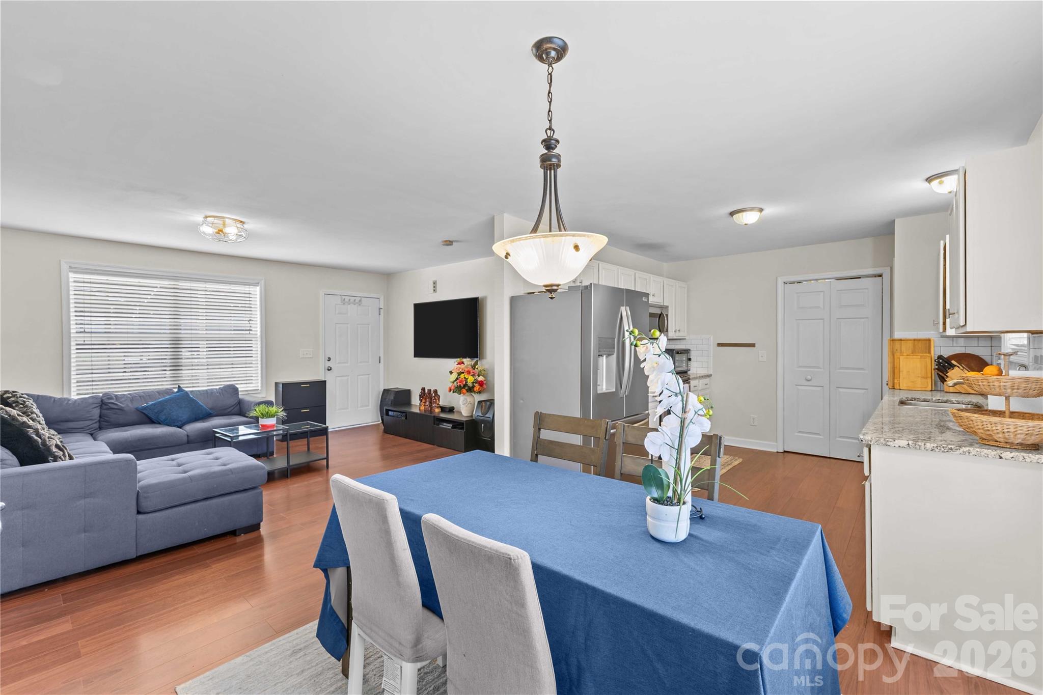 406 Calhoun Street Property Photo 8