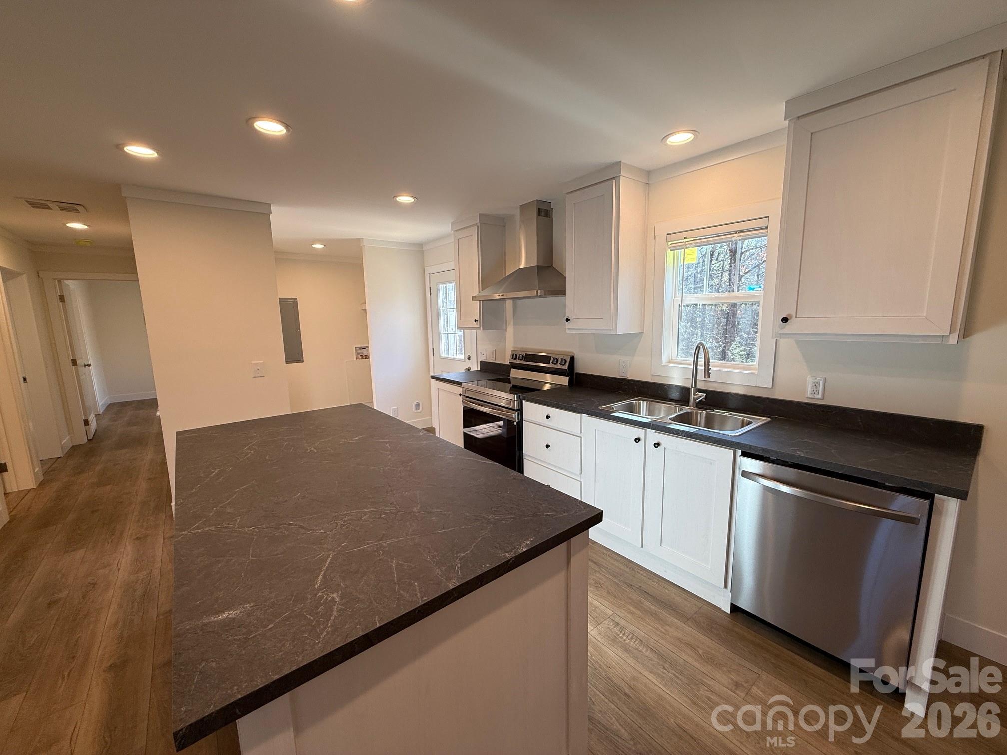 155 Faith Circle Property Photo 8