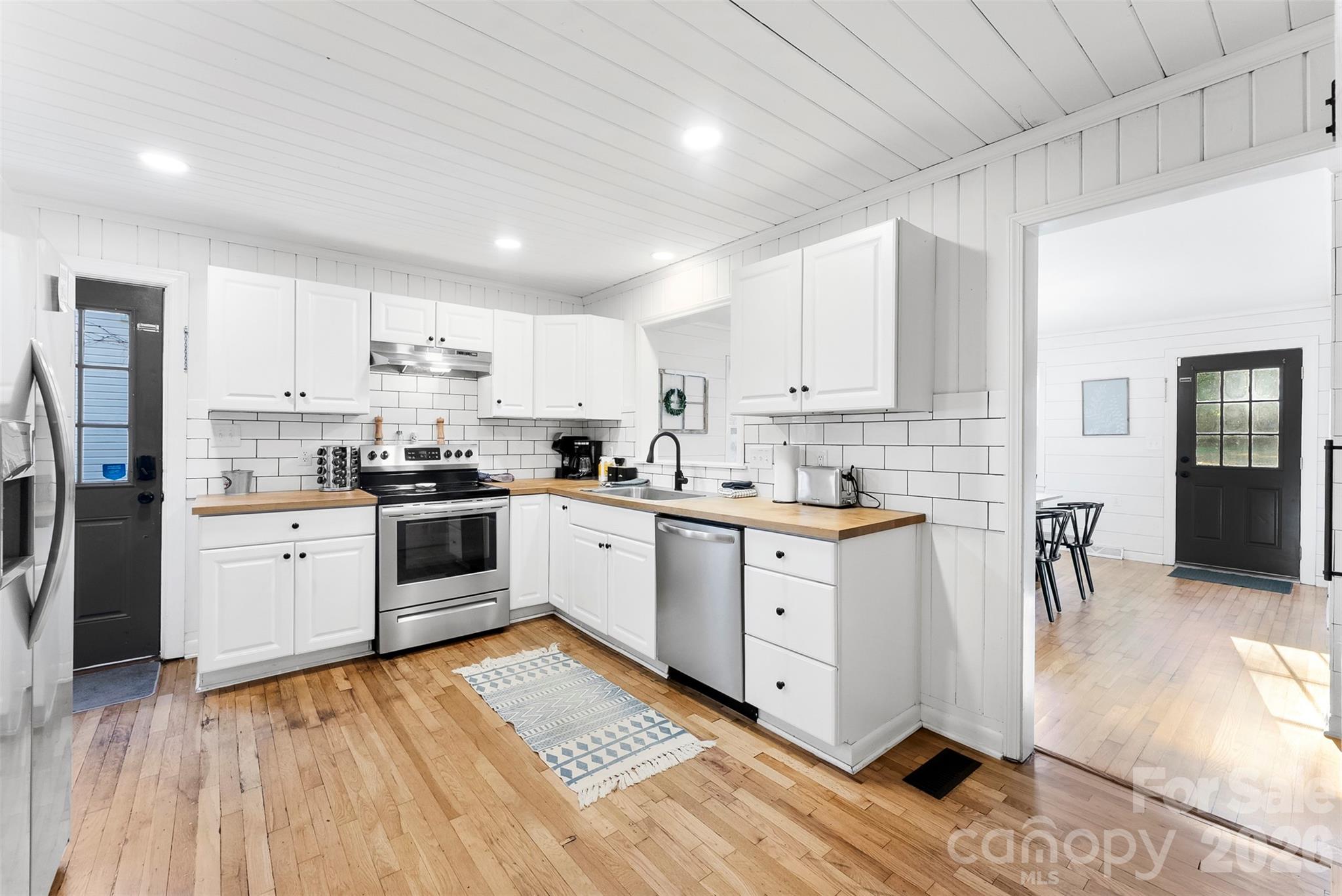 1217 Jackson Road Property Photo 3