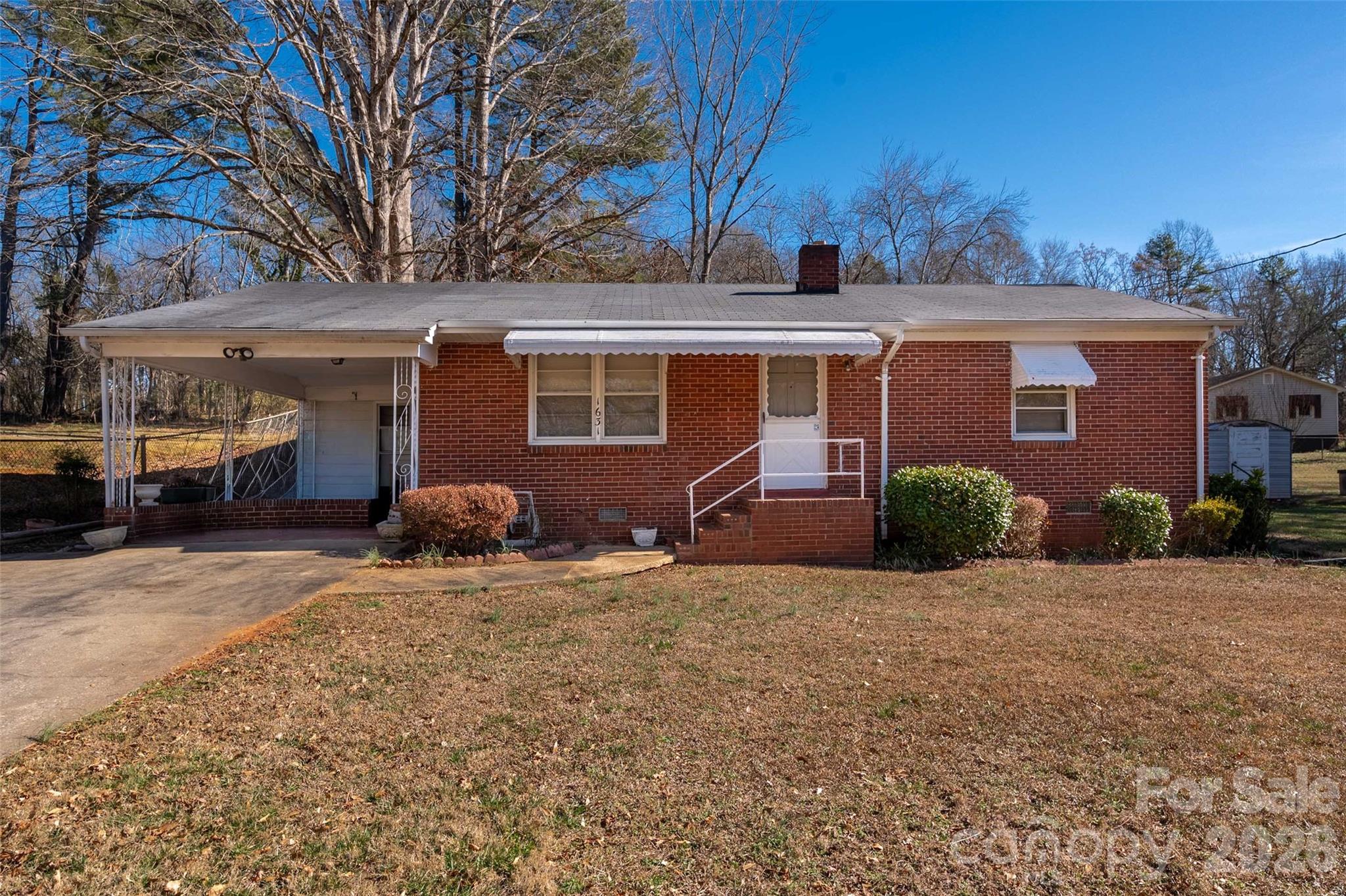 1631 Lincoln Drive Property Photo 1
