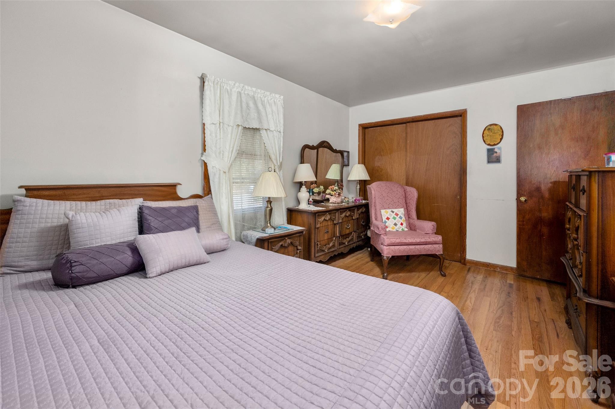 1631 Lincoln Drive Property Photo 9