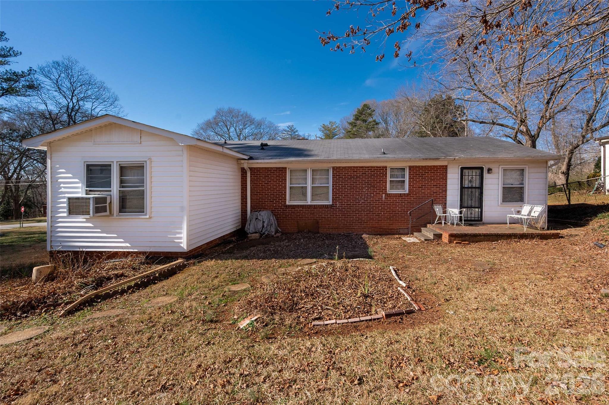 1631 Lincoln Drive Property Photo 15