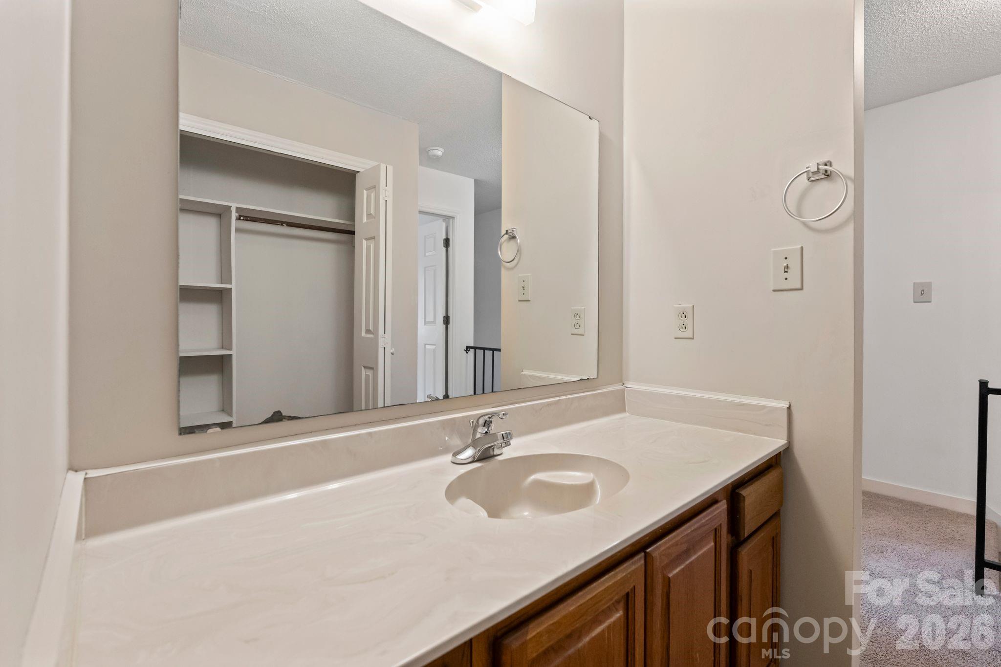 239 13th Avenue Place 16 Property Photo 21