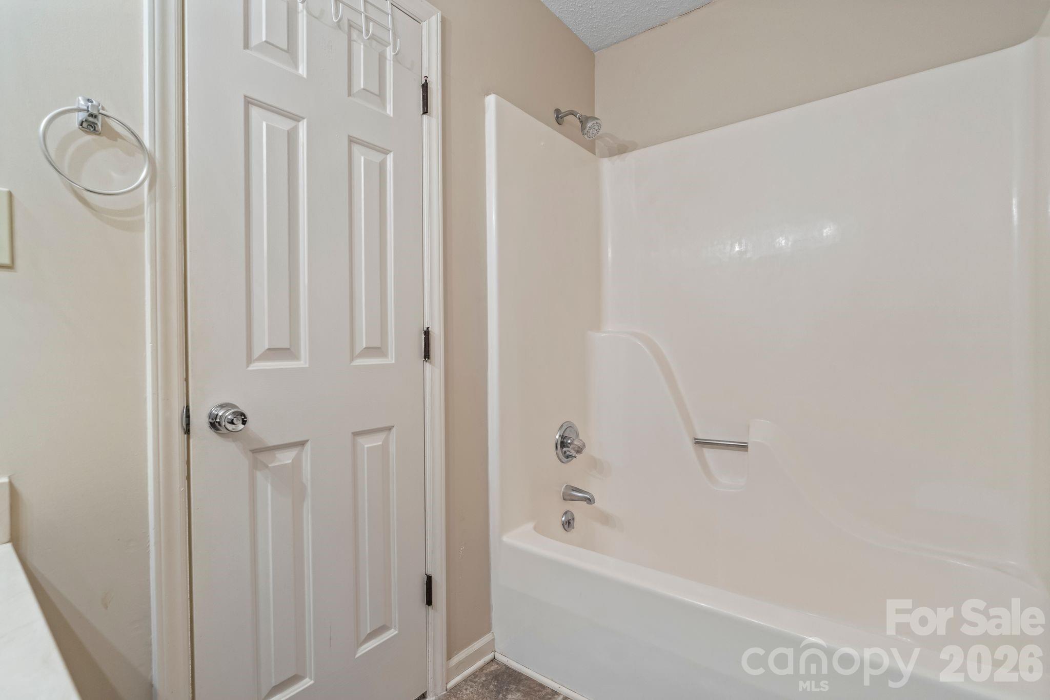 239 13th Avenue Place 16 Property Photo 23