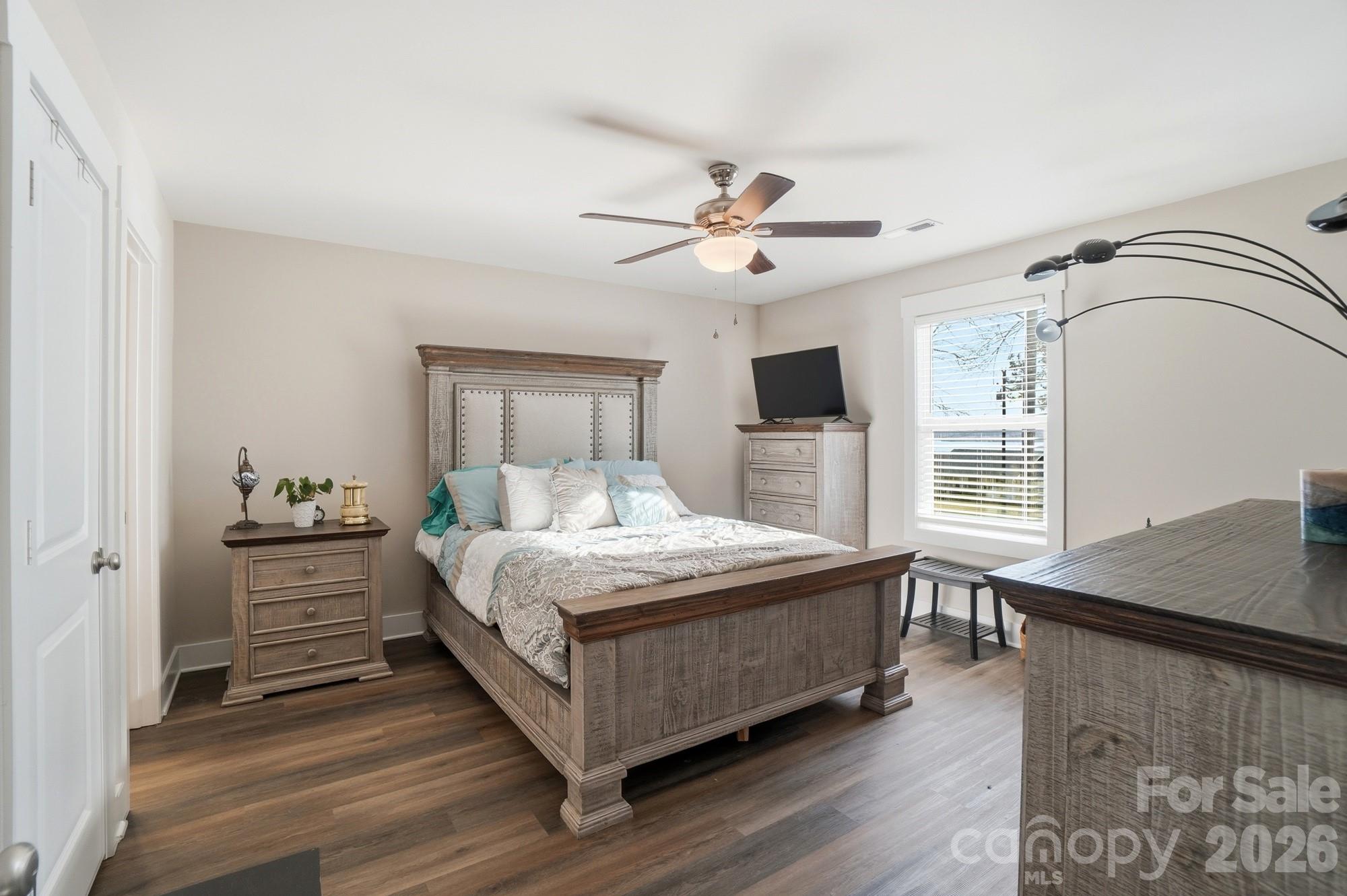 2305 Holly Lane Property Photo 15