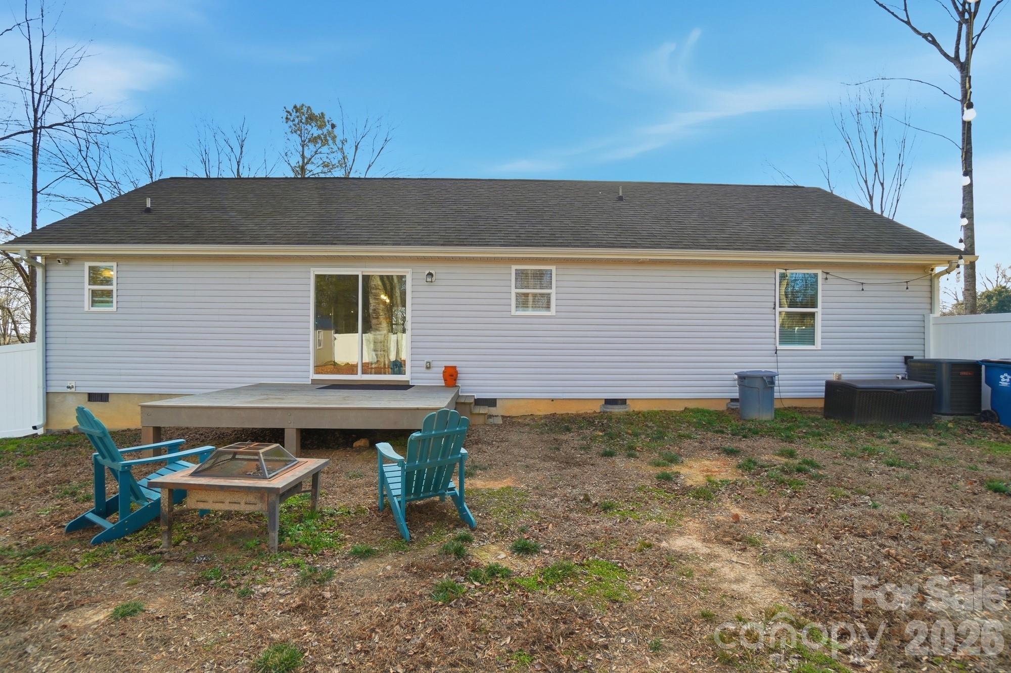 2305 Holly Lane Property Photo 26