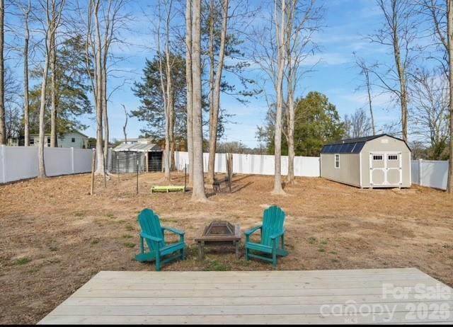 2305 Holly Lane Property Photo 29