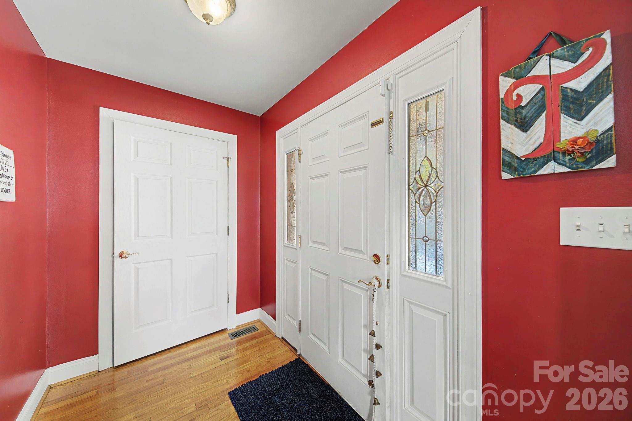 1151 Pine Cross Drive Property Photo 4