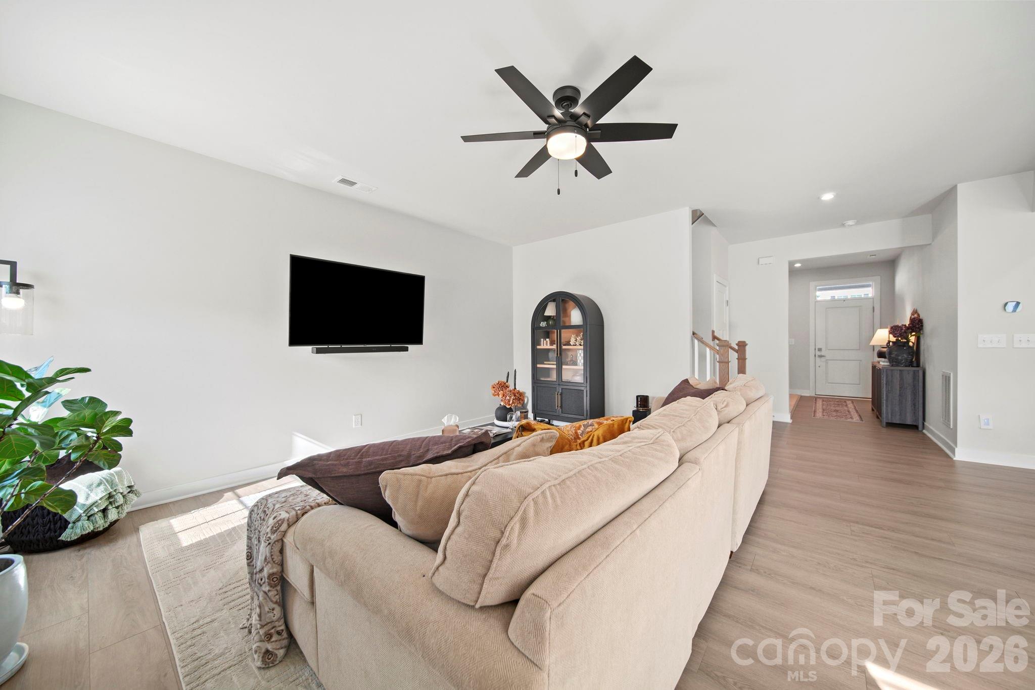 1848 Giana Lane Property Photo 10