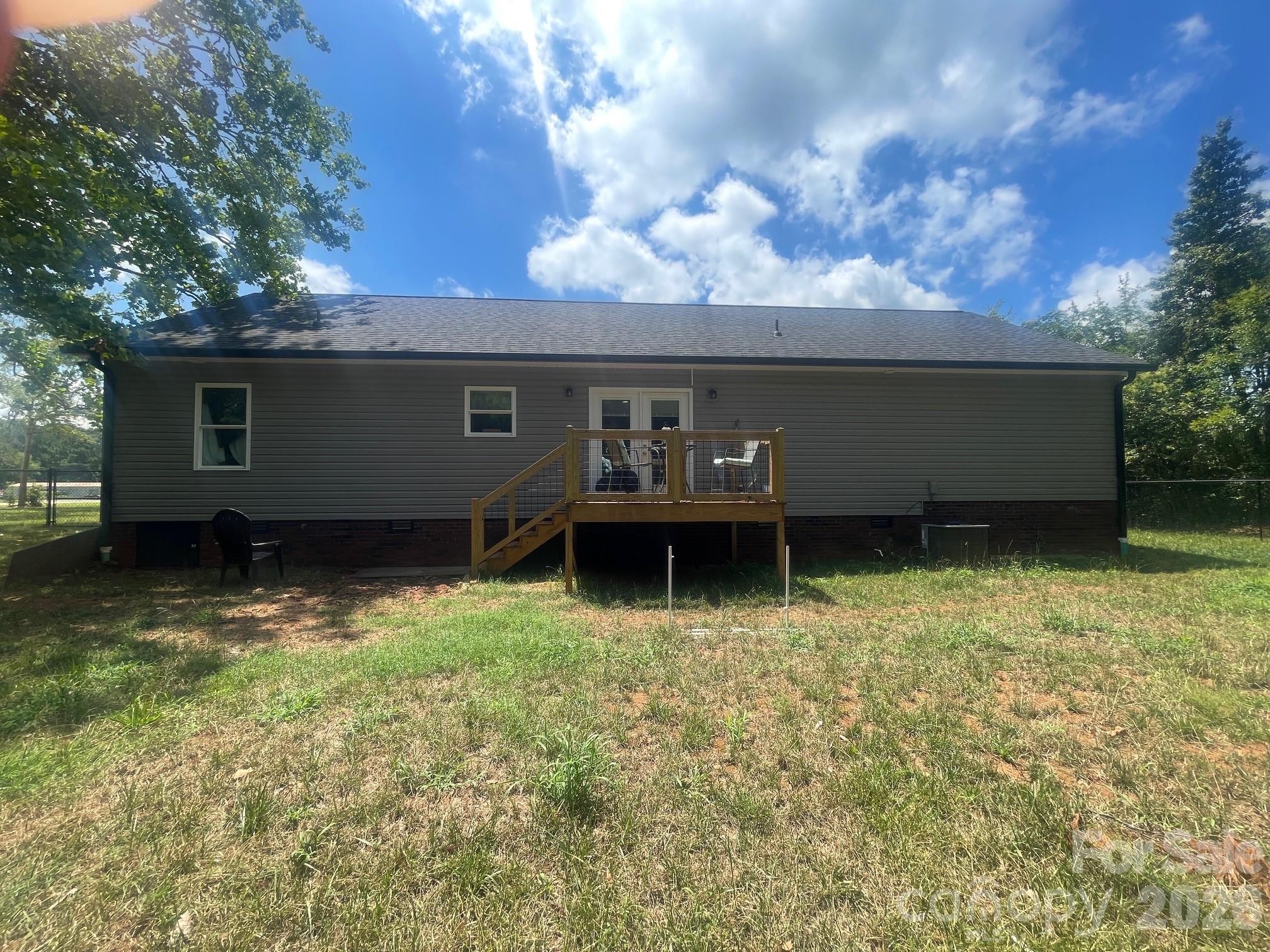 103 Falls Street Property Photo 26