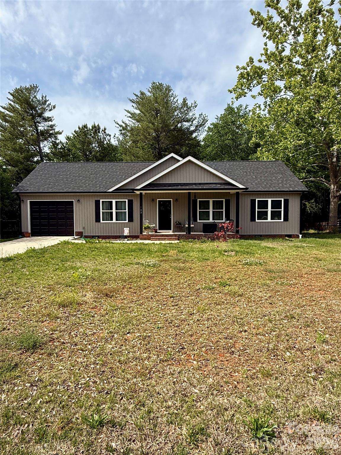103 Falls Street Property Photo 39