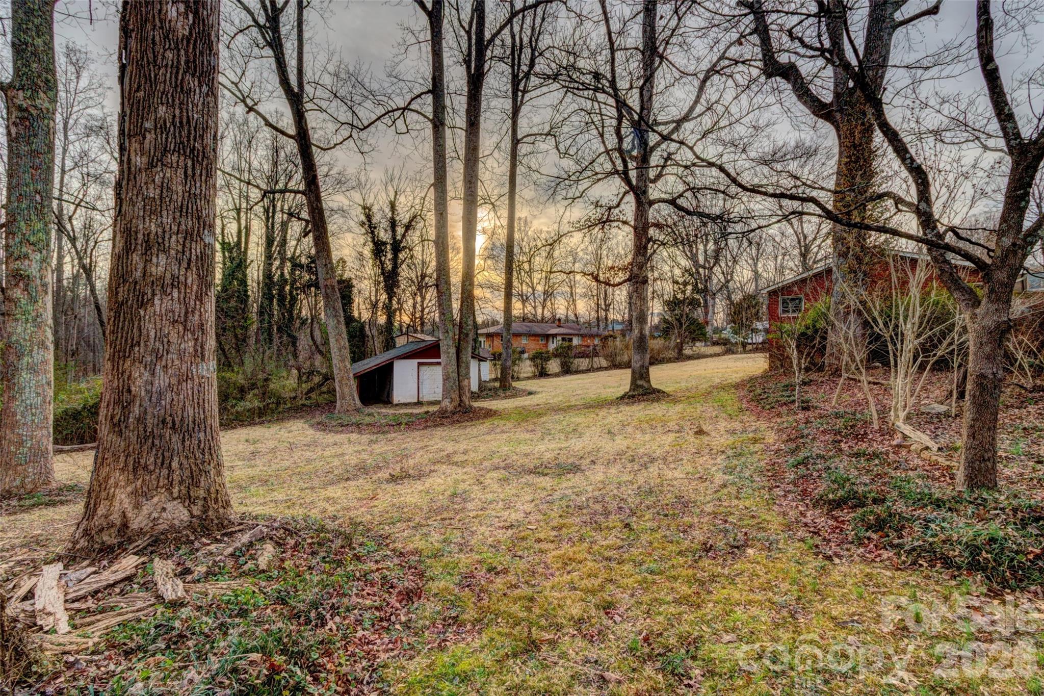 1040 Allison Drive Property Photo 4