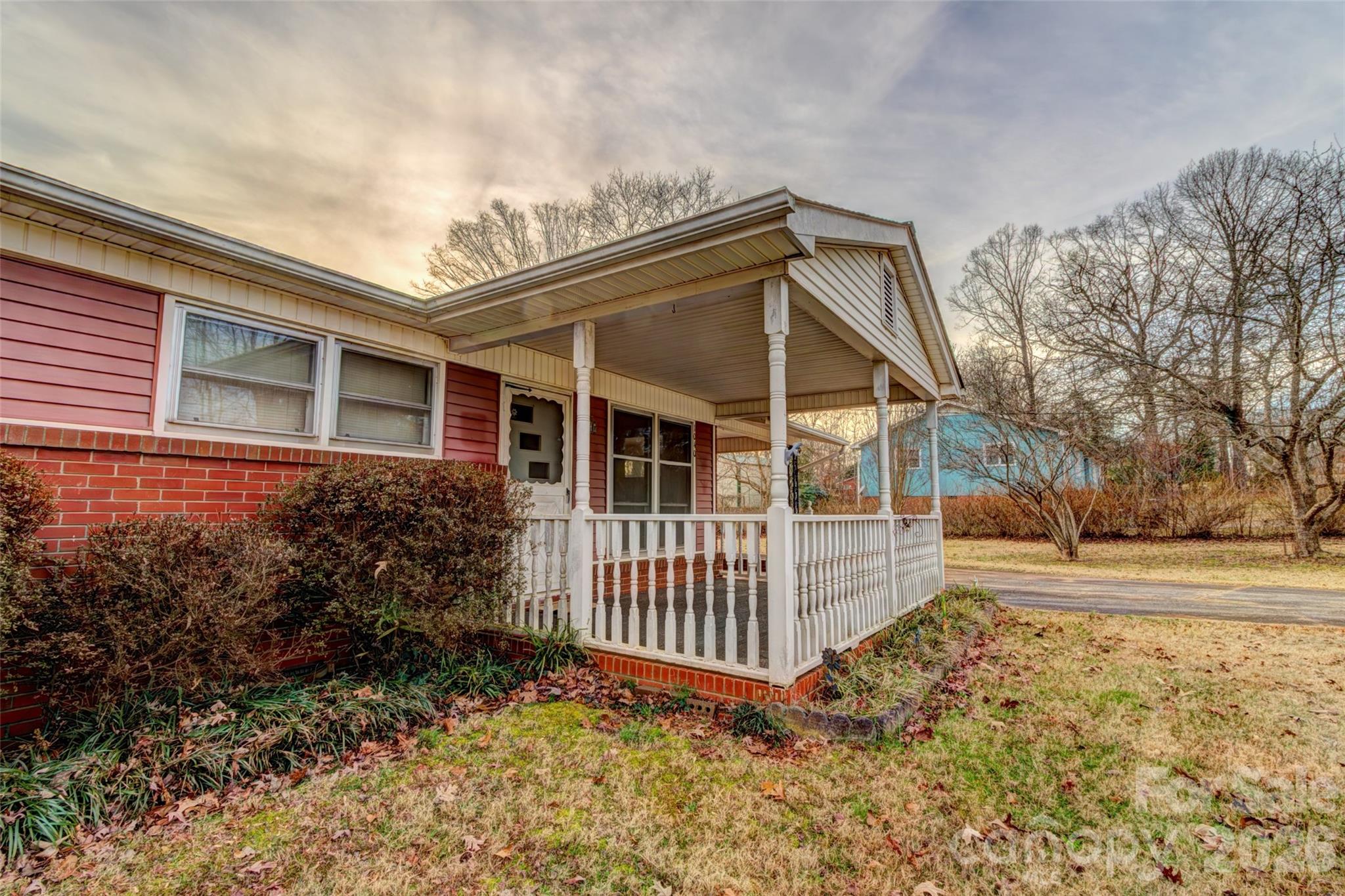 1040 Allison Drive Property Photo 6
