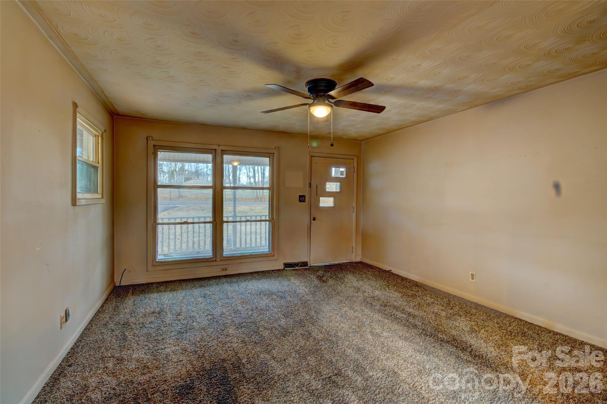 1040 Allison Drive Property Photo 8