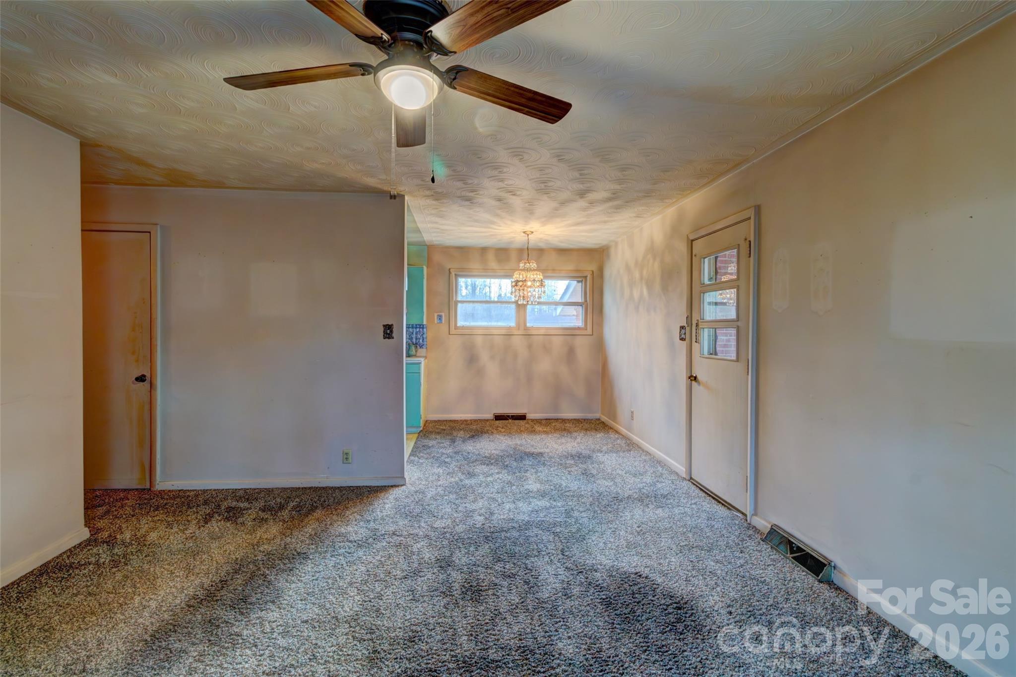 1040 Allison Drive Property Photo 9