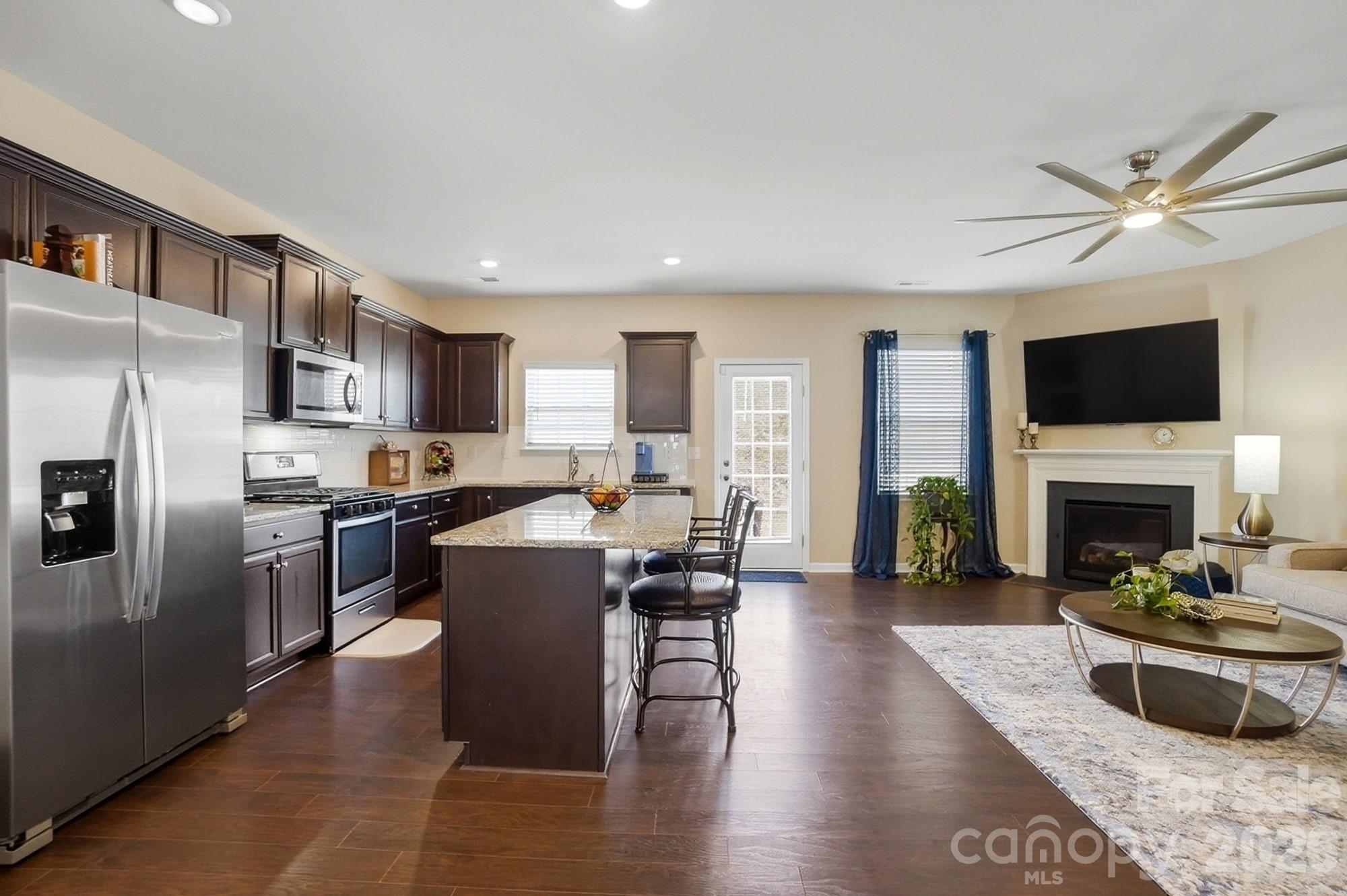 10630 Bradstreet Commons Way Property Photo 9
