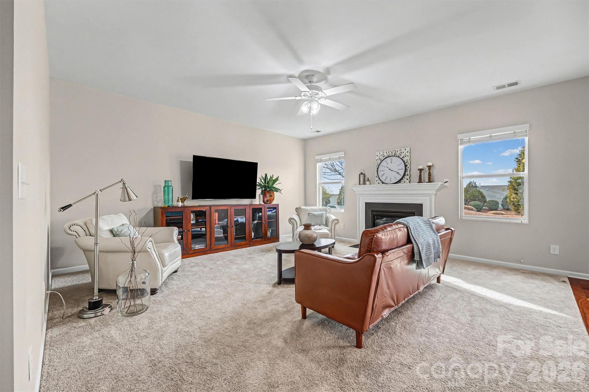 3043 Burgess Drive Property Photo 10