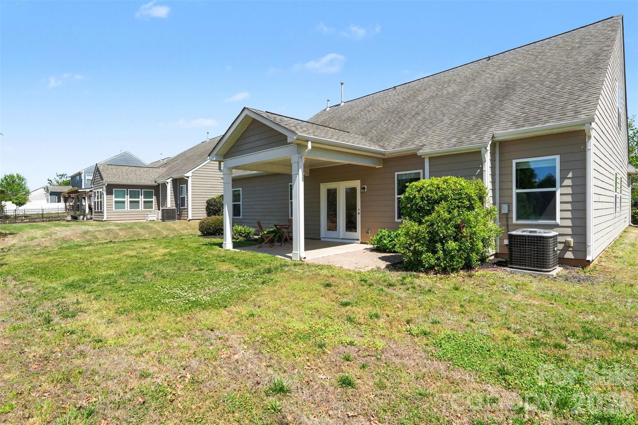 3043 Burgess Drive Property Photo 27