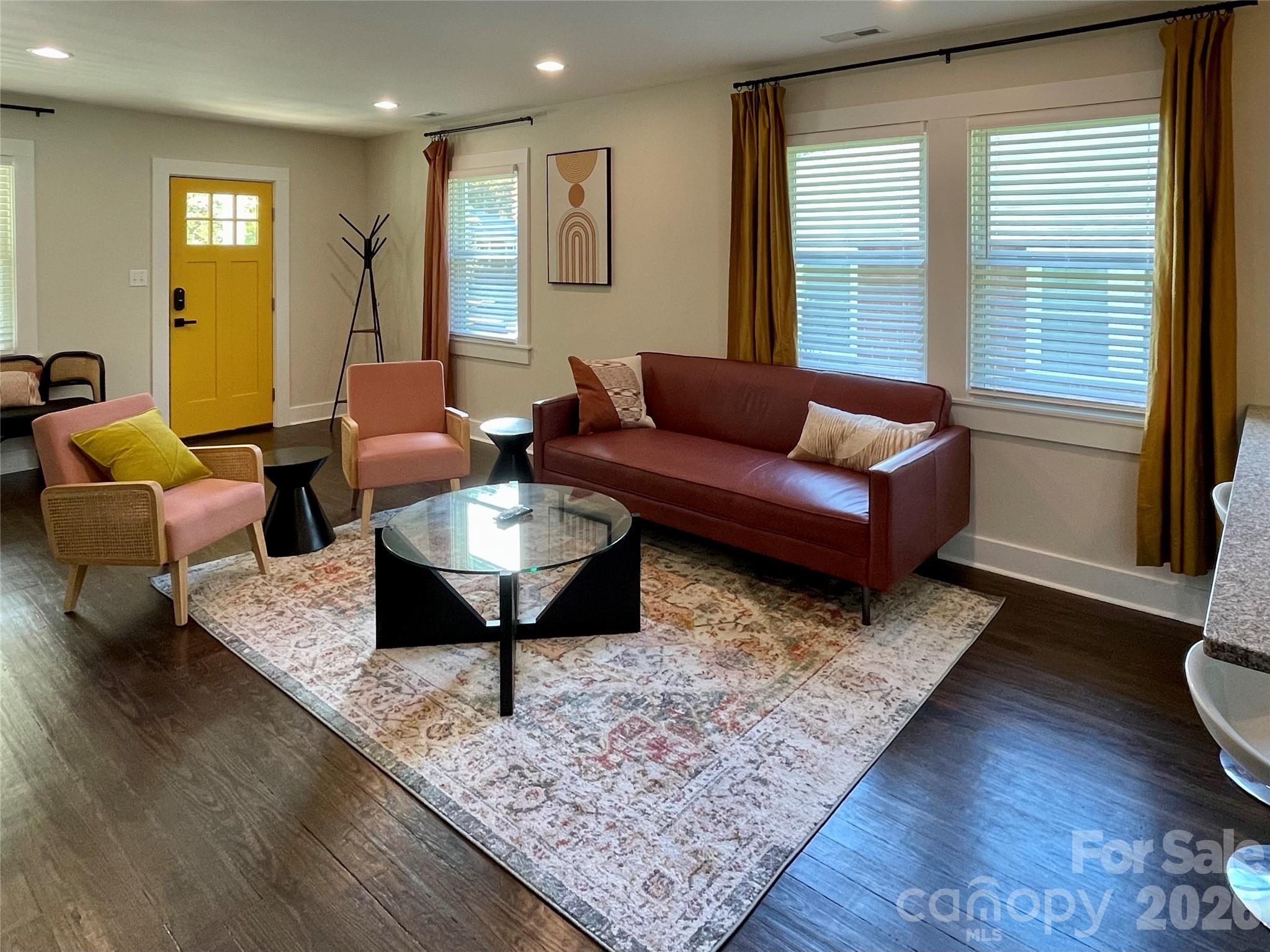 115 Powell Street Property Photo 4