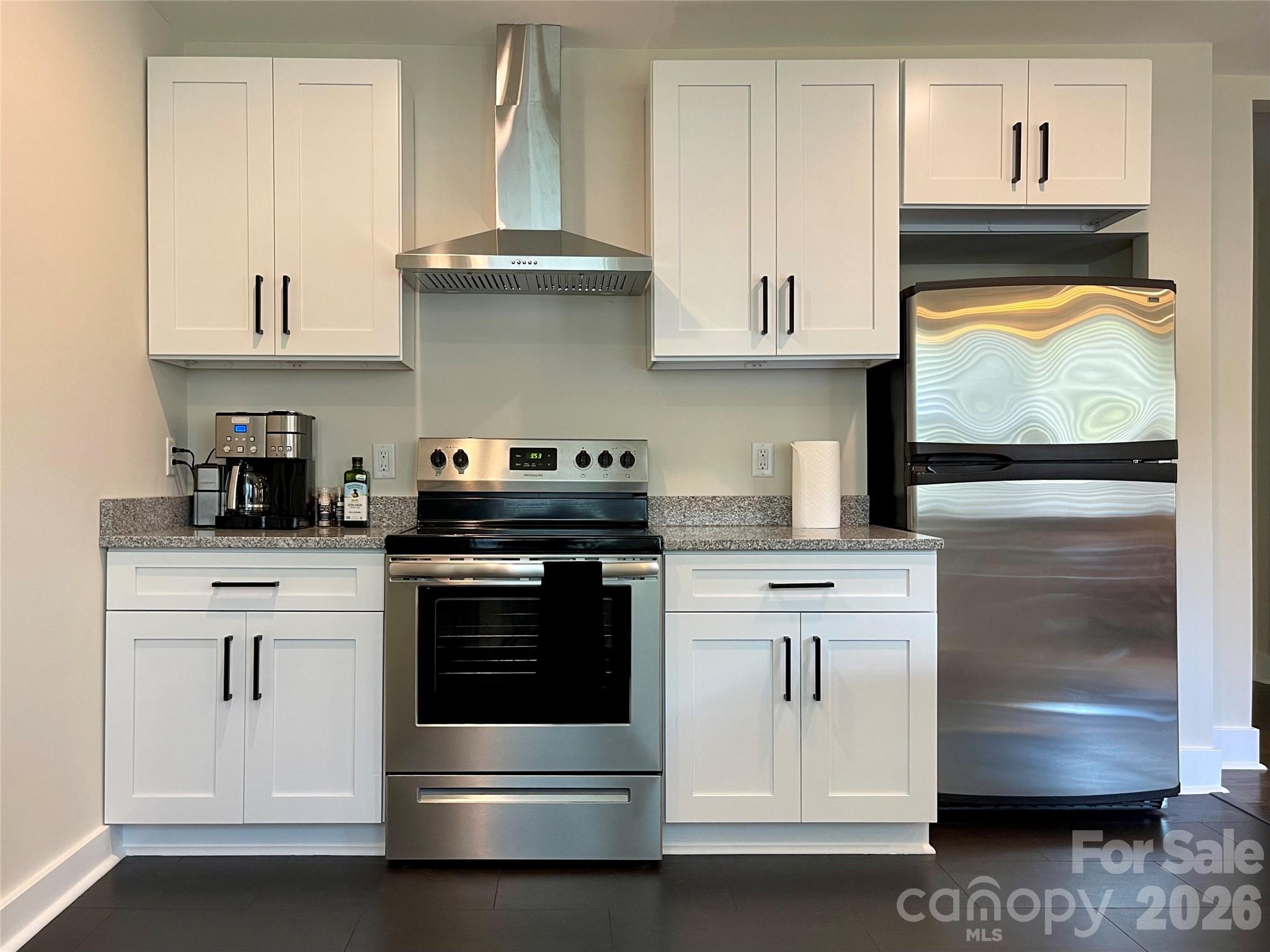 115 Powell Street Property Photo 7
