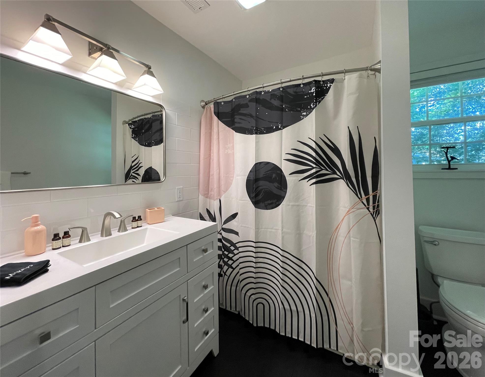 115 Powell Street Property Photo 25