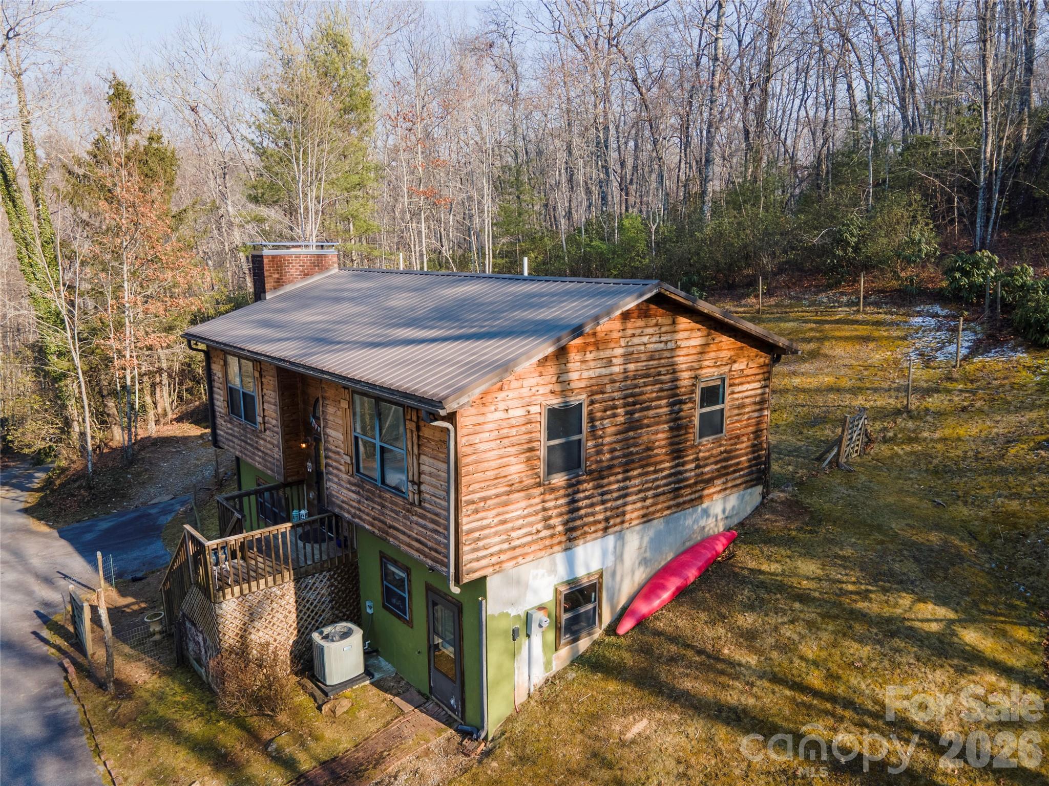 84 Forest Trail Property Photo 3