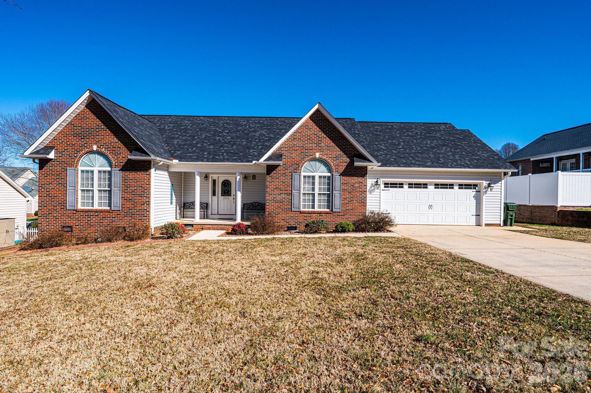 2576 Rolling Ridge Drive Property Photo 1