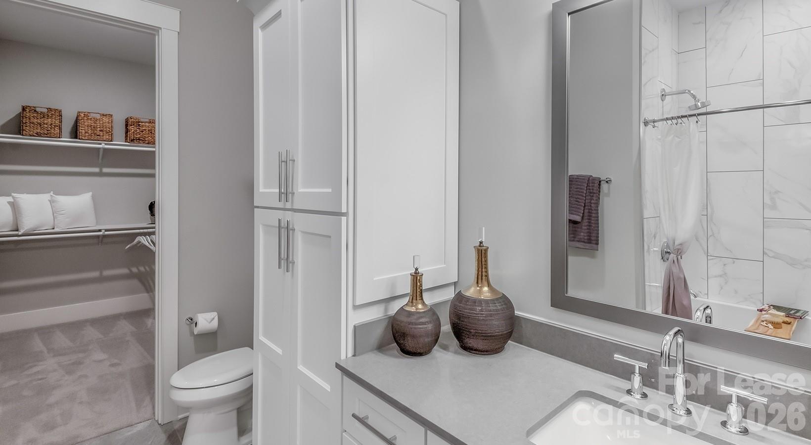2426 Vail Avenue C3-2001 Property Photo 31