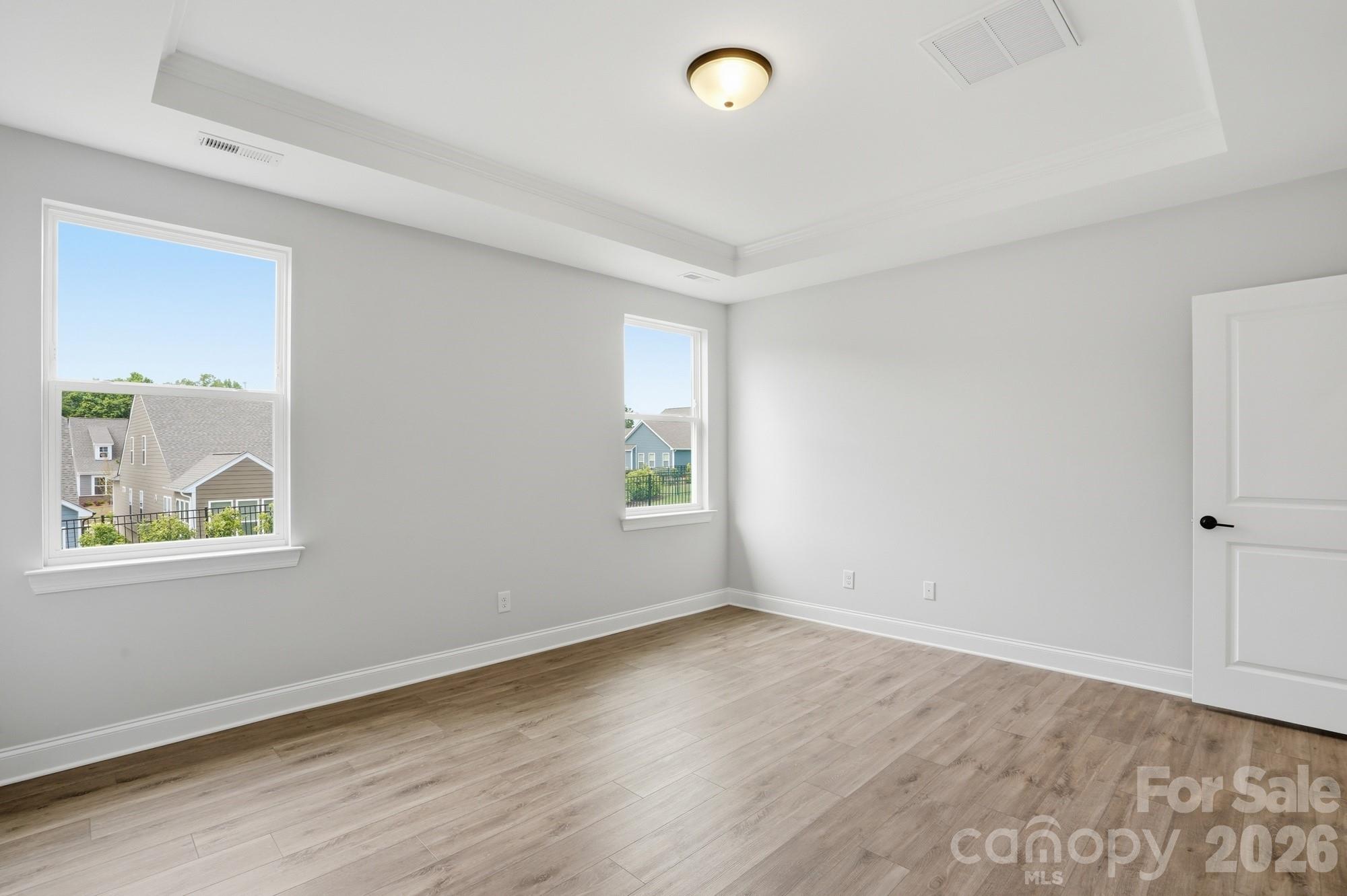 122 S Dunlavin Way Property Photo 25