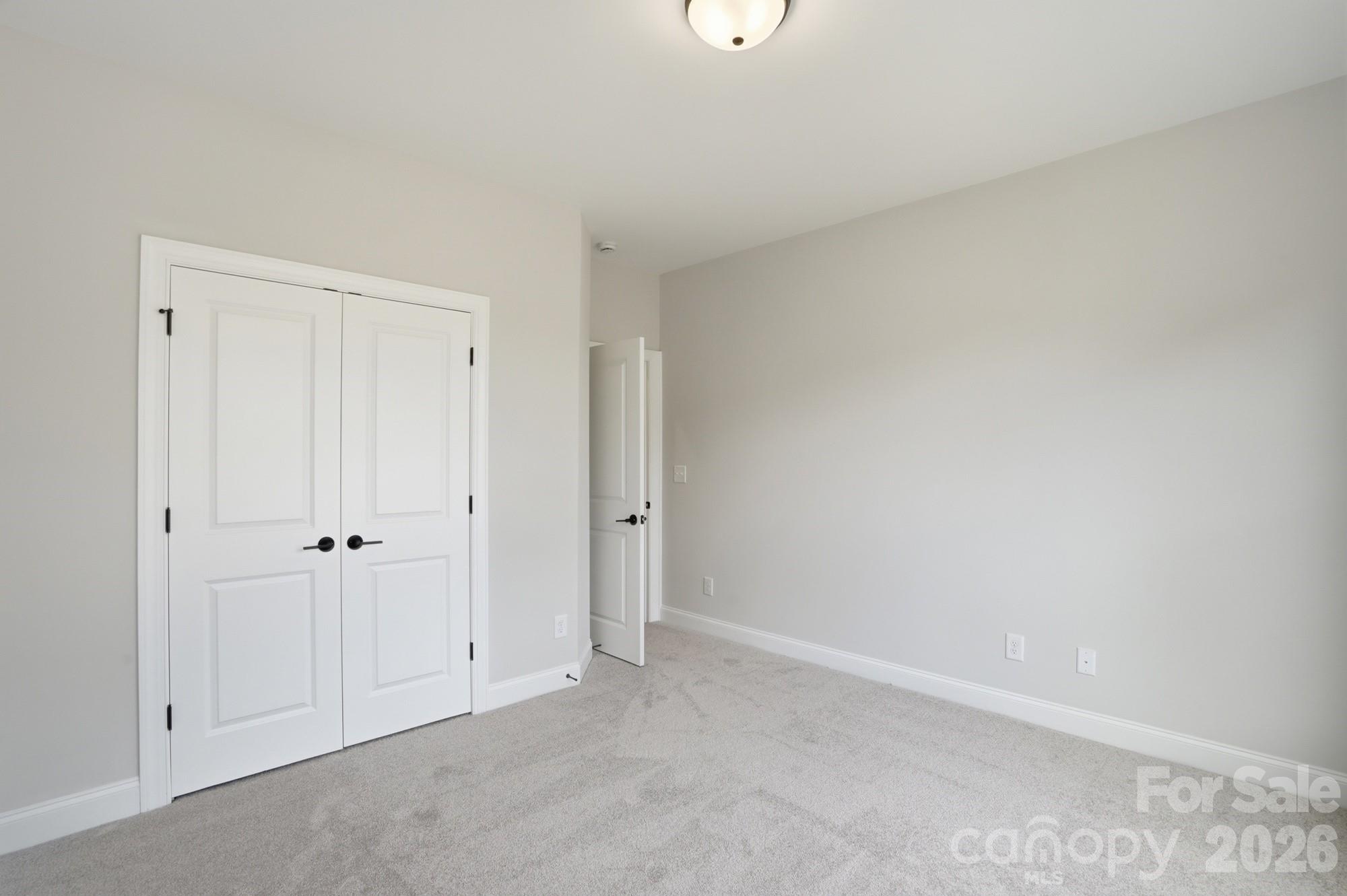 122 S Dunlavin Way Property Photo 30