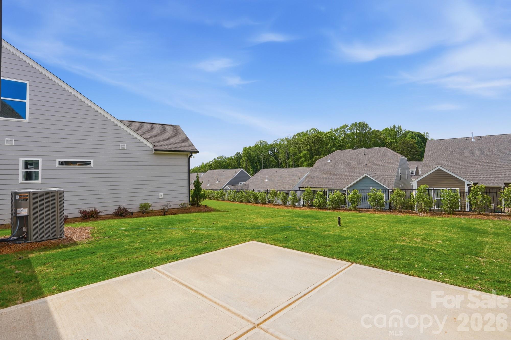 122 S Dunlavin Way Property Photo 41