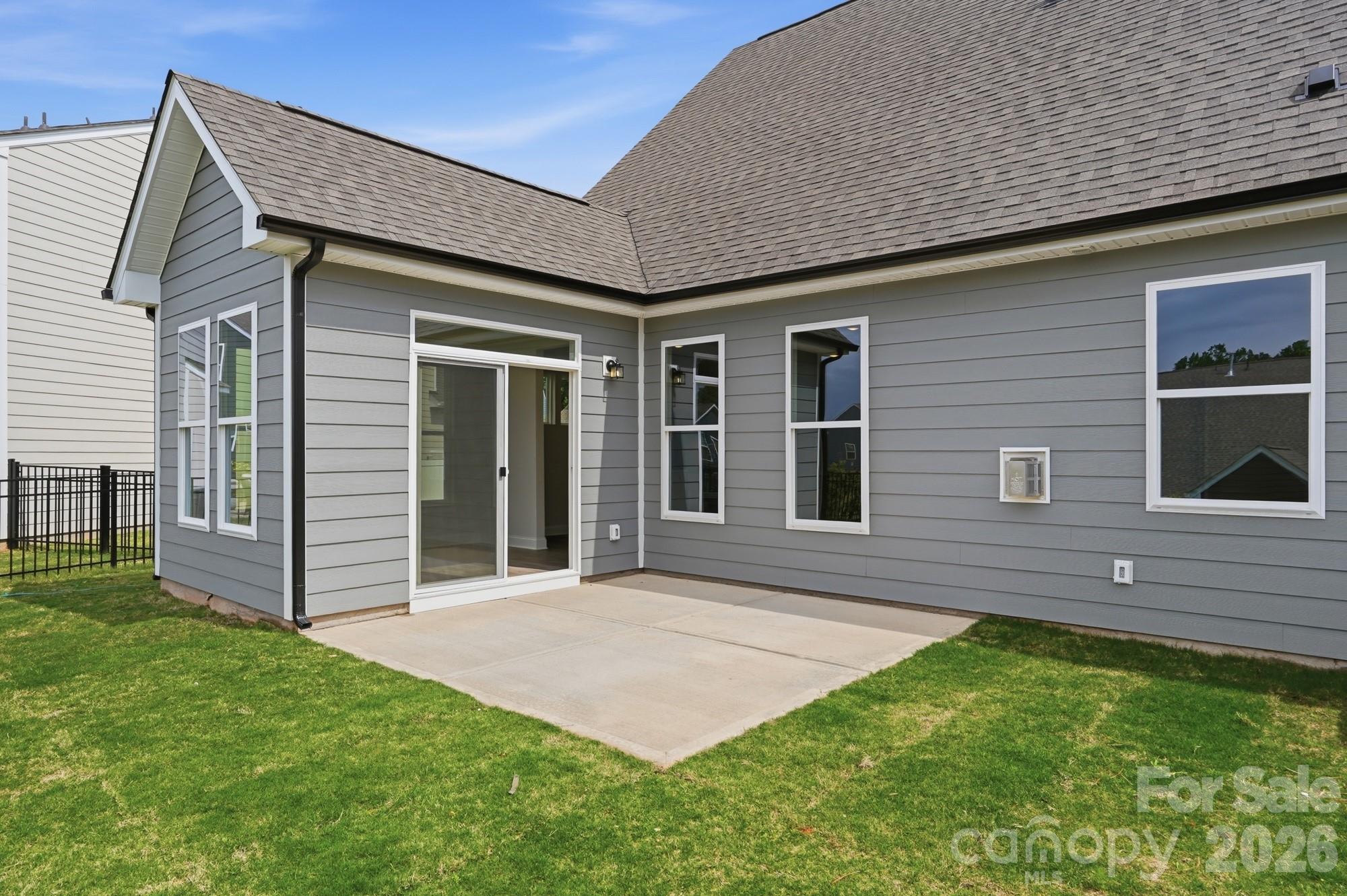 122 S Dunlavin Way Property Photo 42