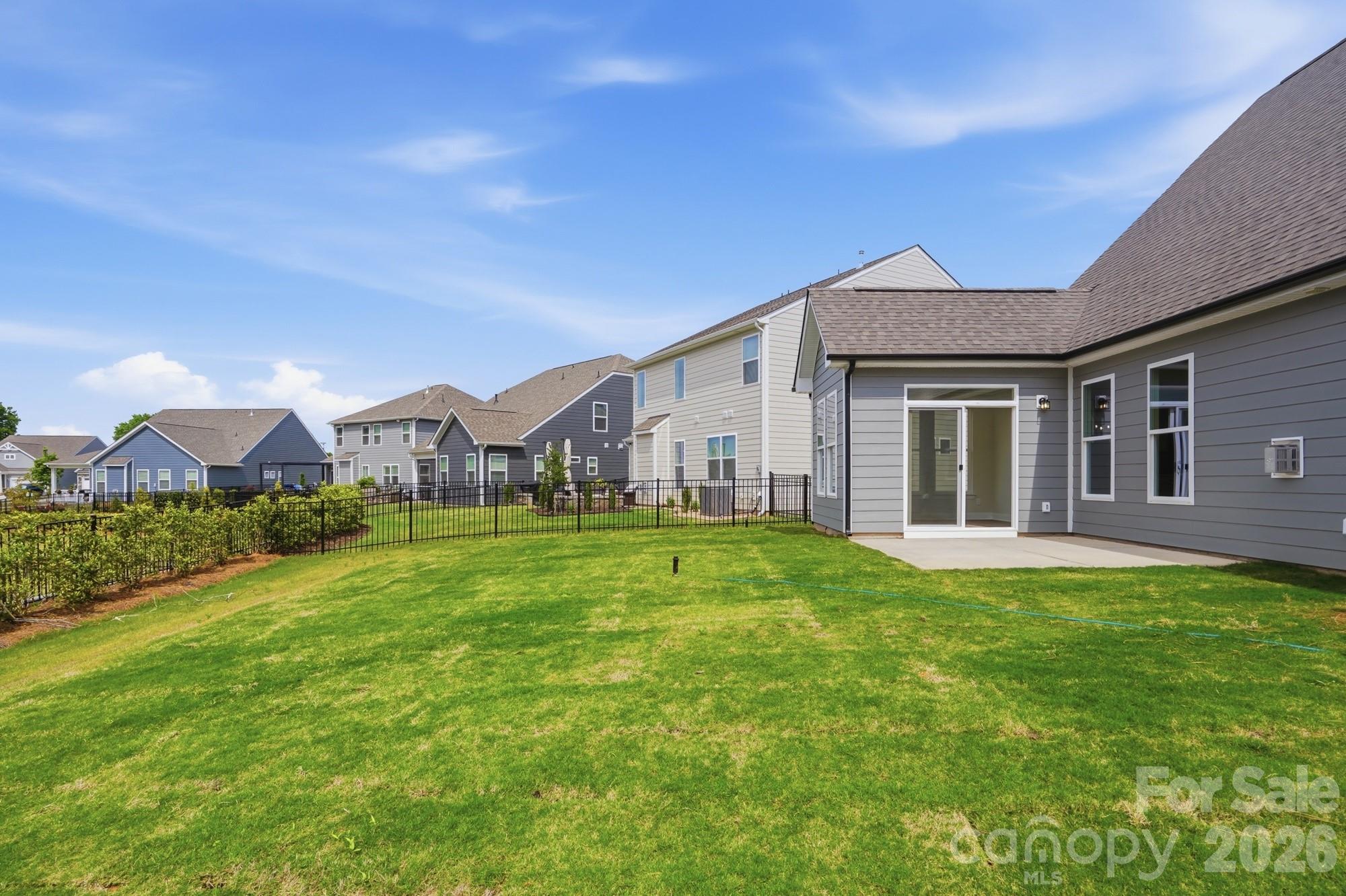 122 S Dunlavin Way Property Photo 43