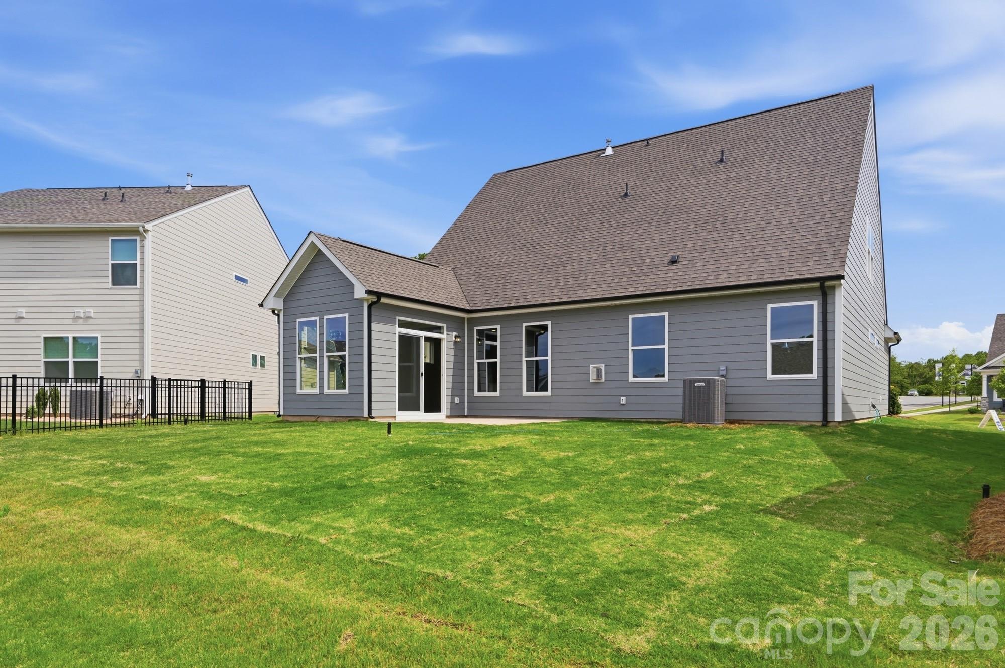 122 S Dunlavin Way Property Photo 44