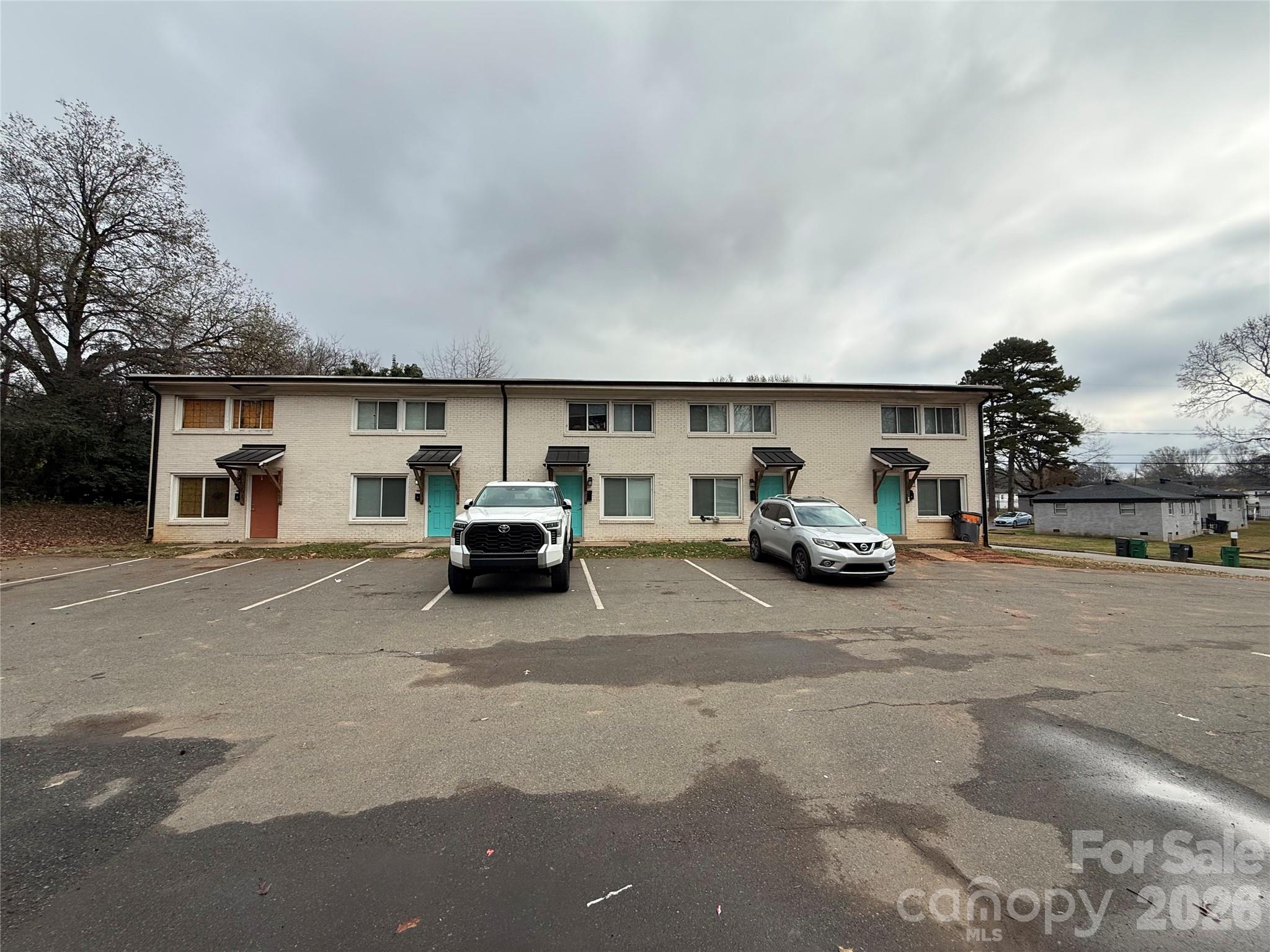 2336 Julia Avenue Property Photo 11