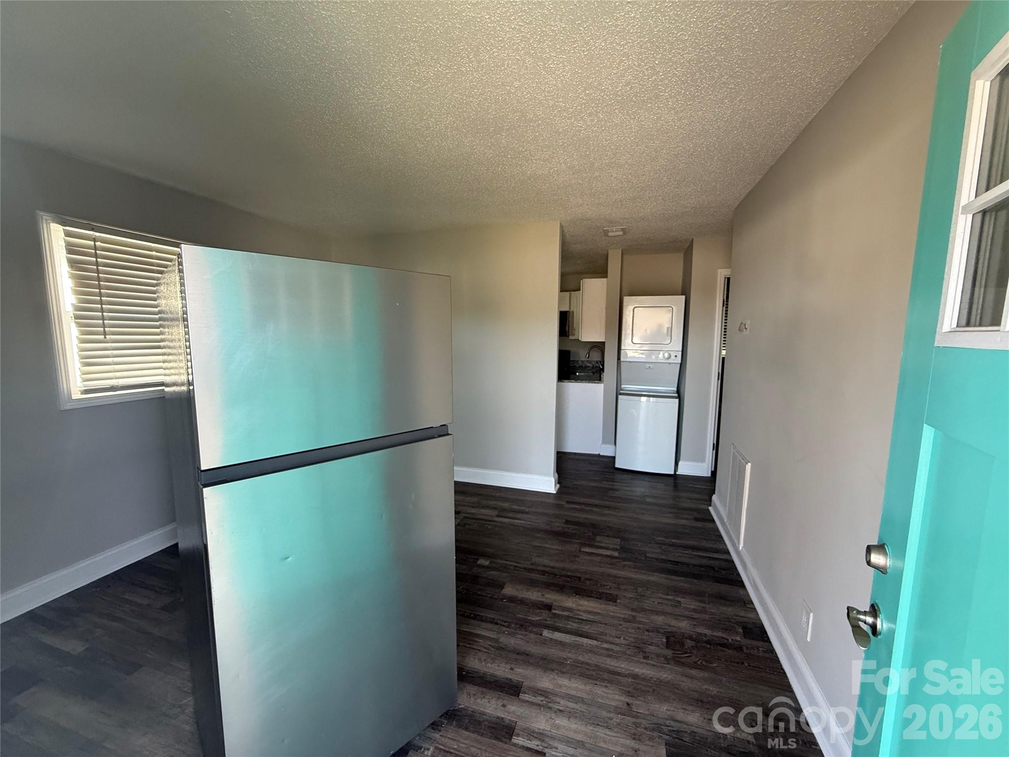 2213 Alma Court Property Photo 6