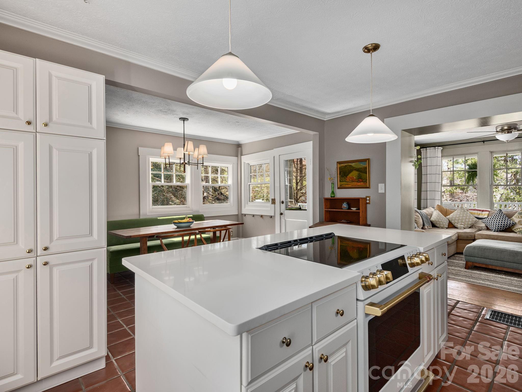 67 Cherokee Road Property Photo 8