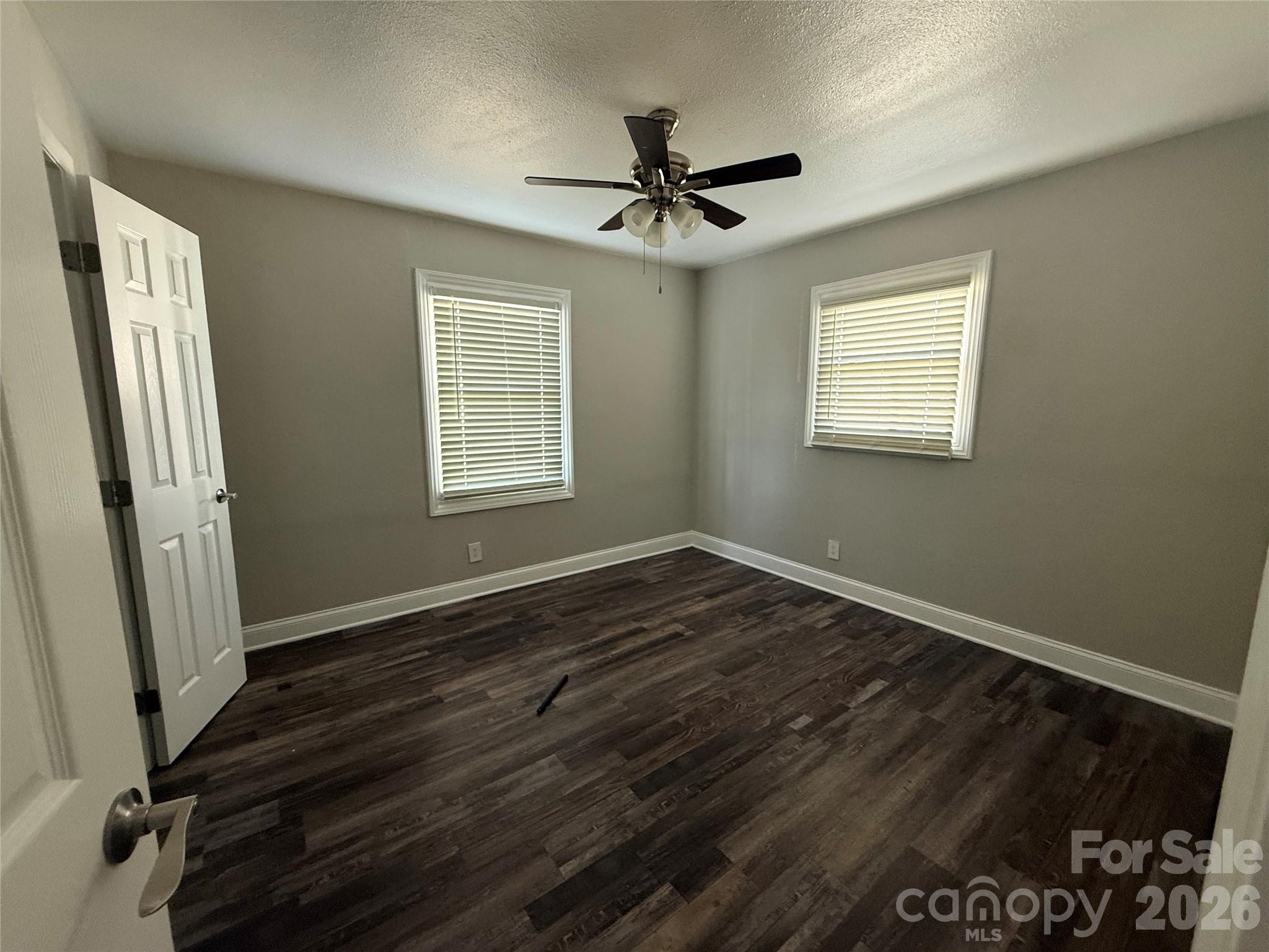 2225 Alma Court Property Photo 9