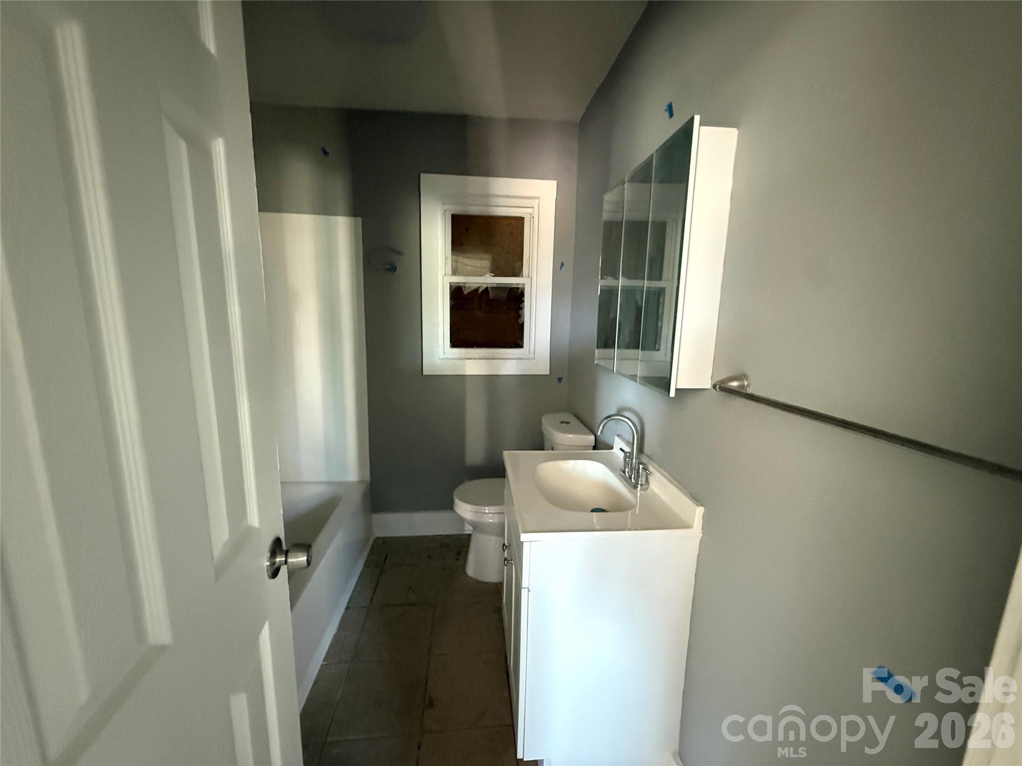 2232 Alma Court Property Photo 9