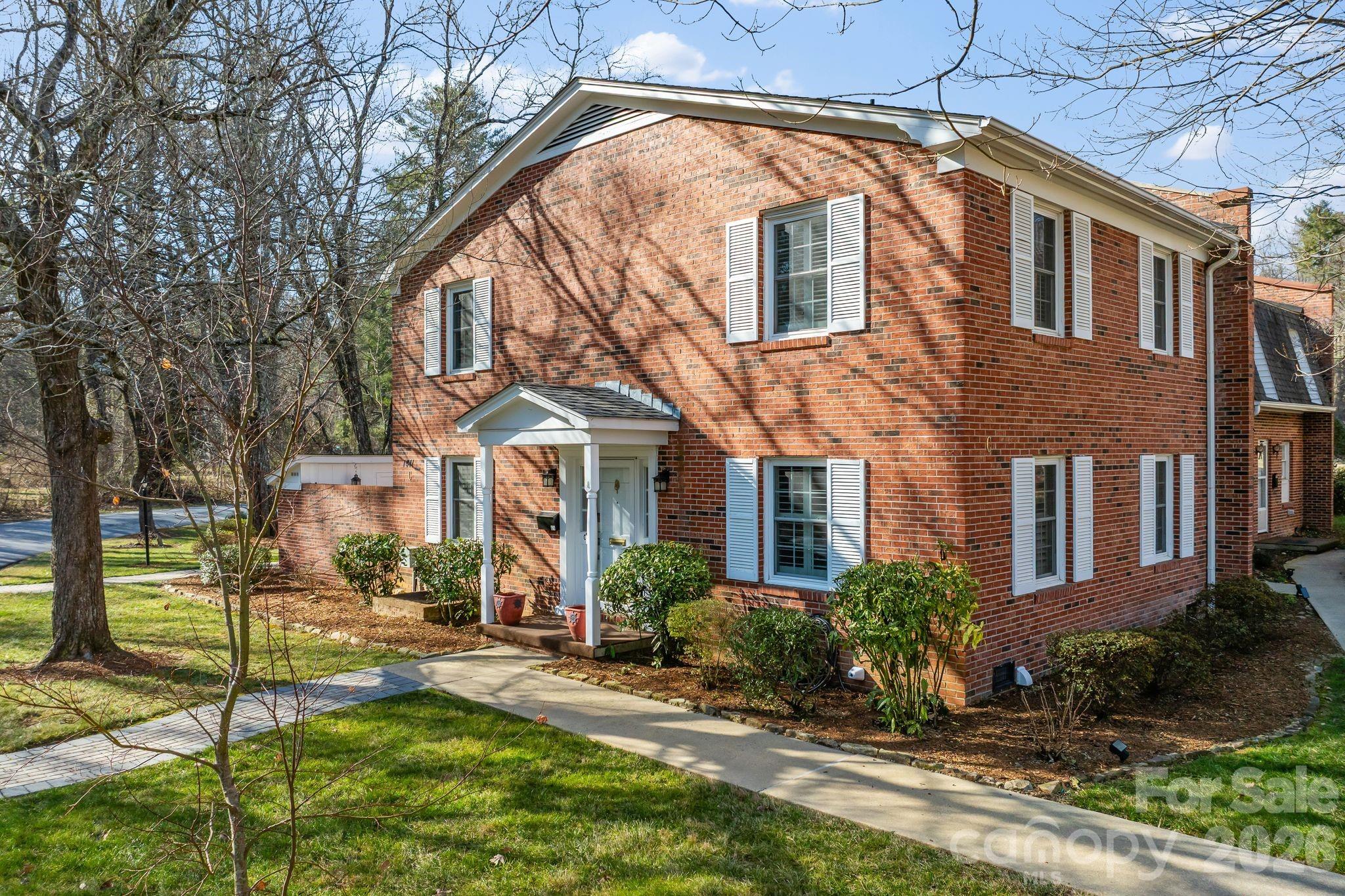 1411 Kensington Road Property Photo 1