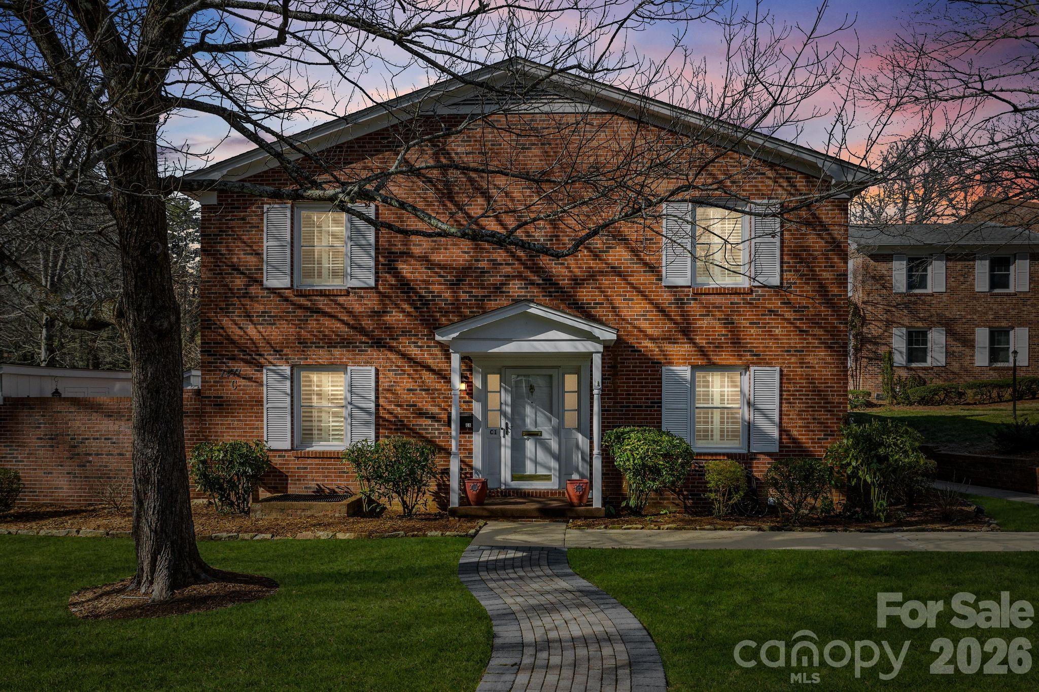 1411 Kensington Road Property Photo 3