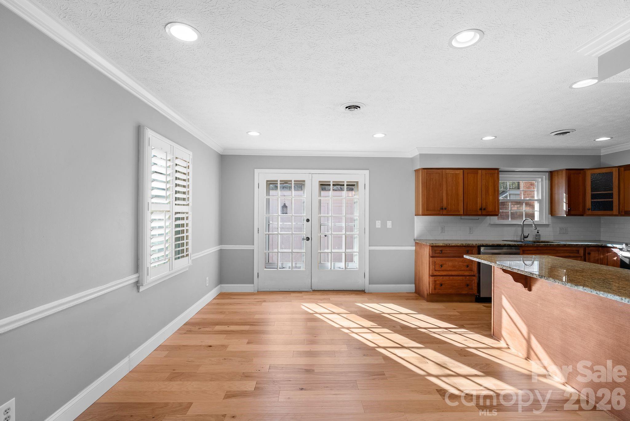 1411 Kensington Road Property Photo 11