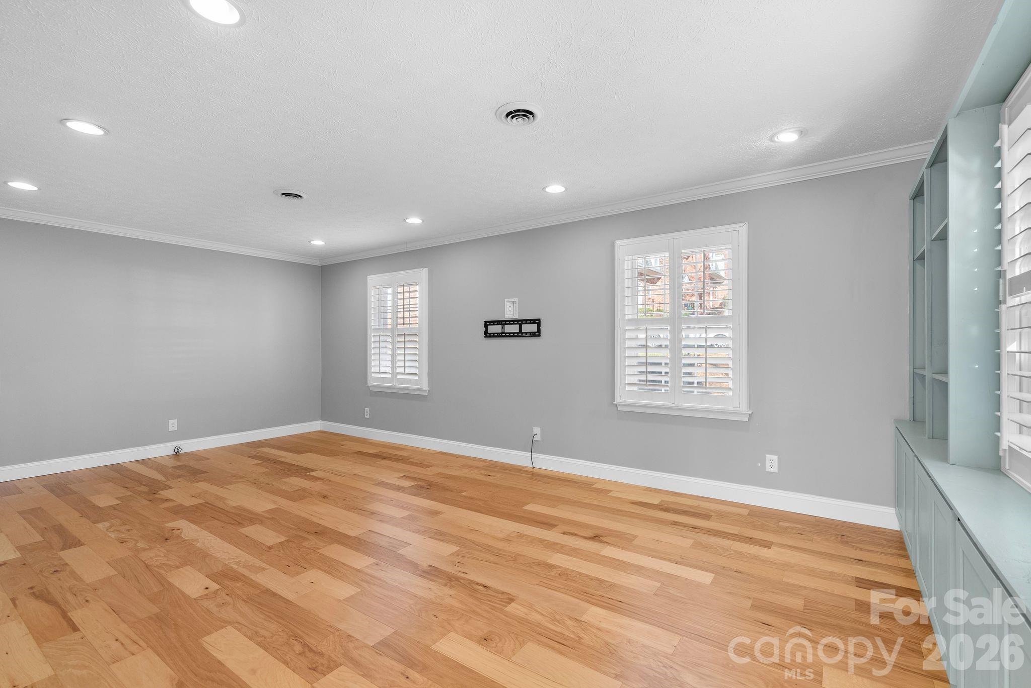 1411 Kensington Road Property Photo 17