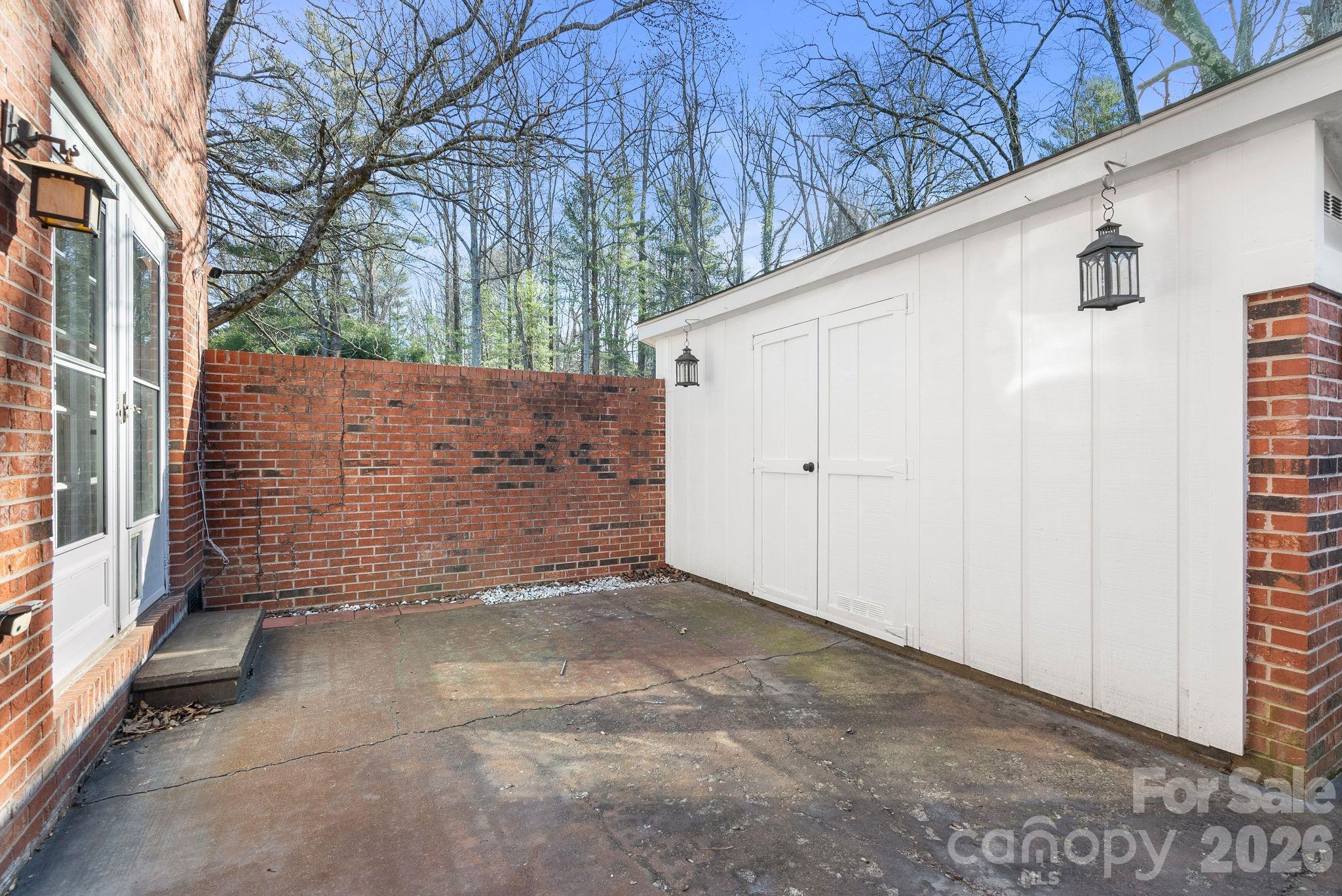 1411 Kensington Road Property Photo 20