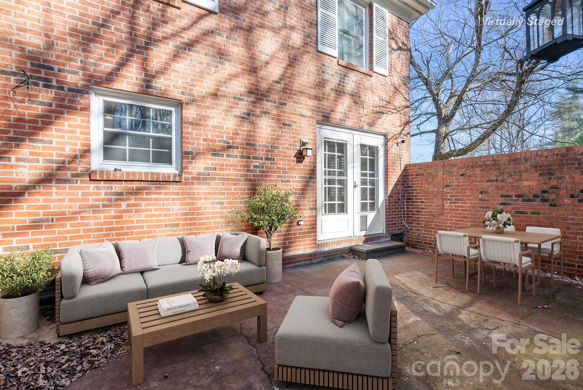 1411 Kensington Road Property Photo 22