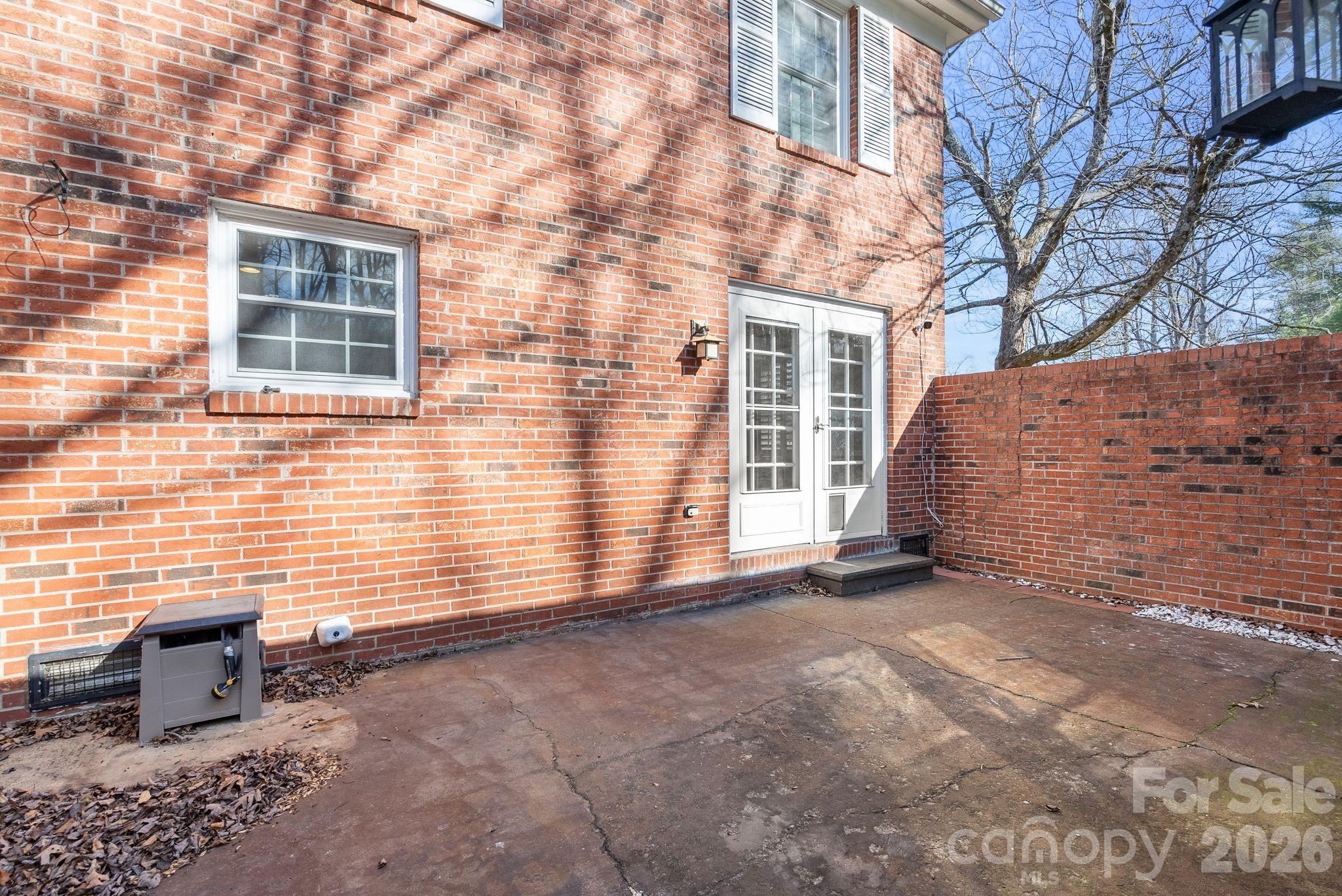 1411 Kensington Road Property Photo 23