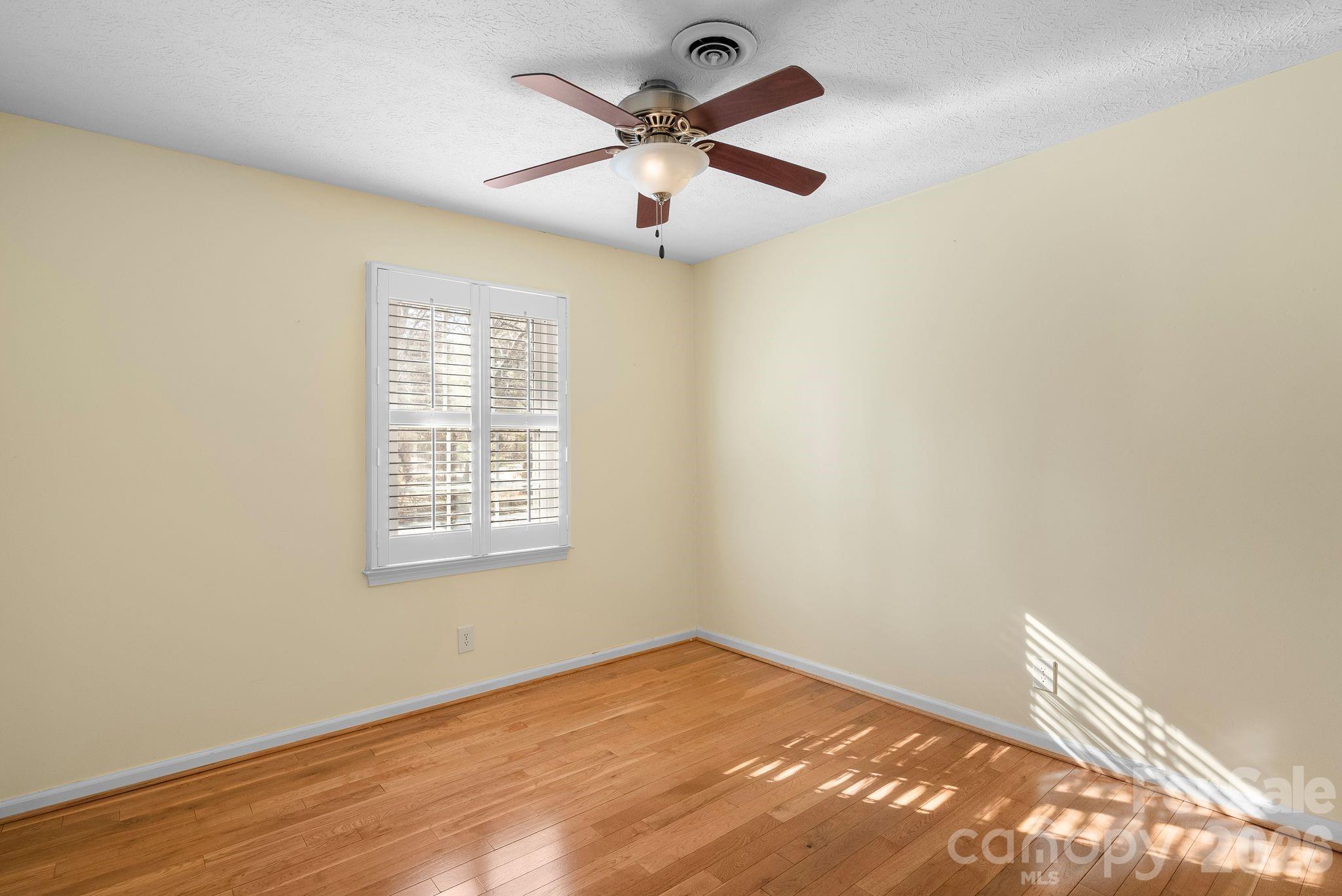 1411 Kensington Road Property Photo 35