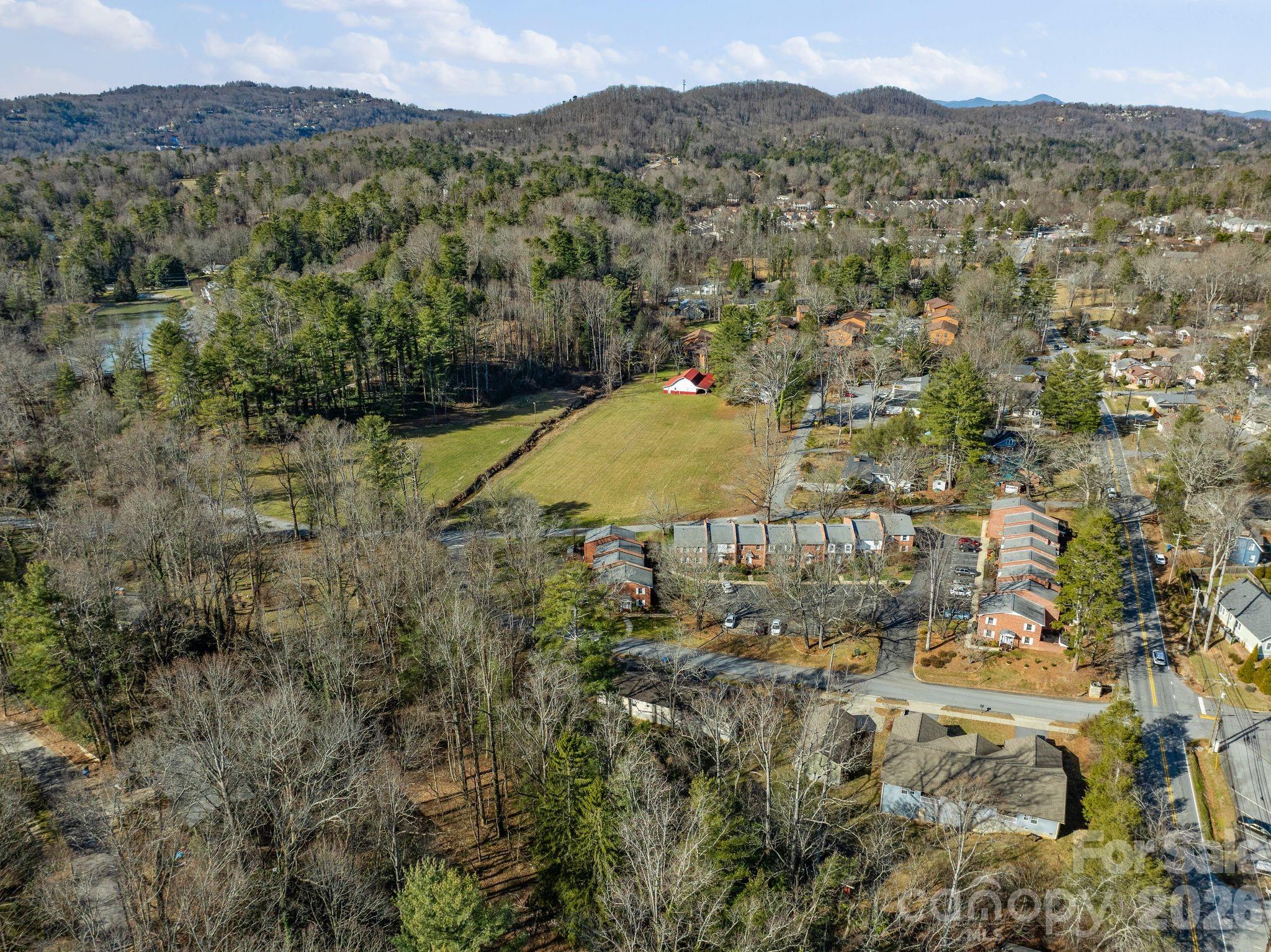 1411 Kensington Road Property Photo 39